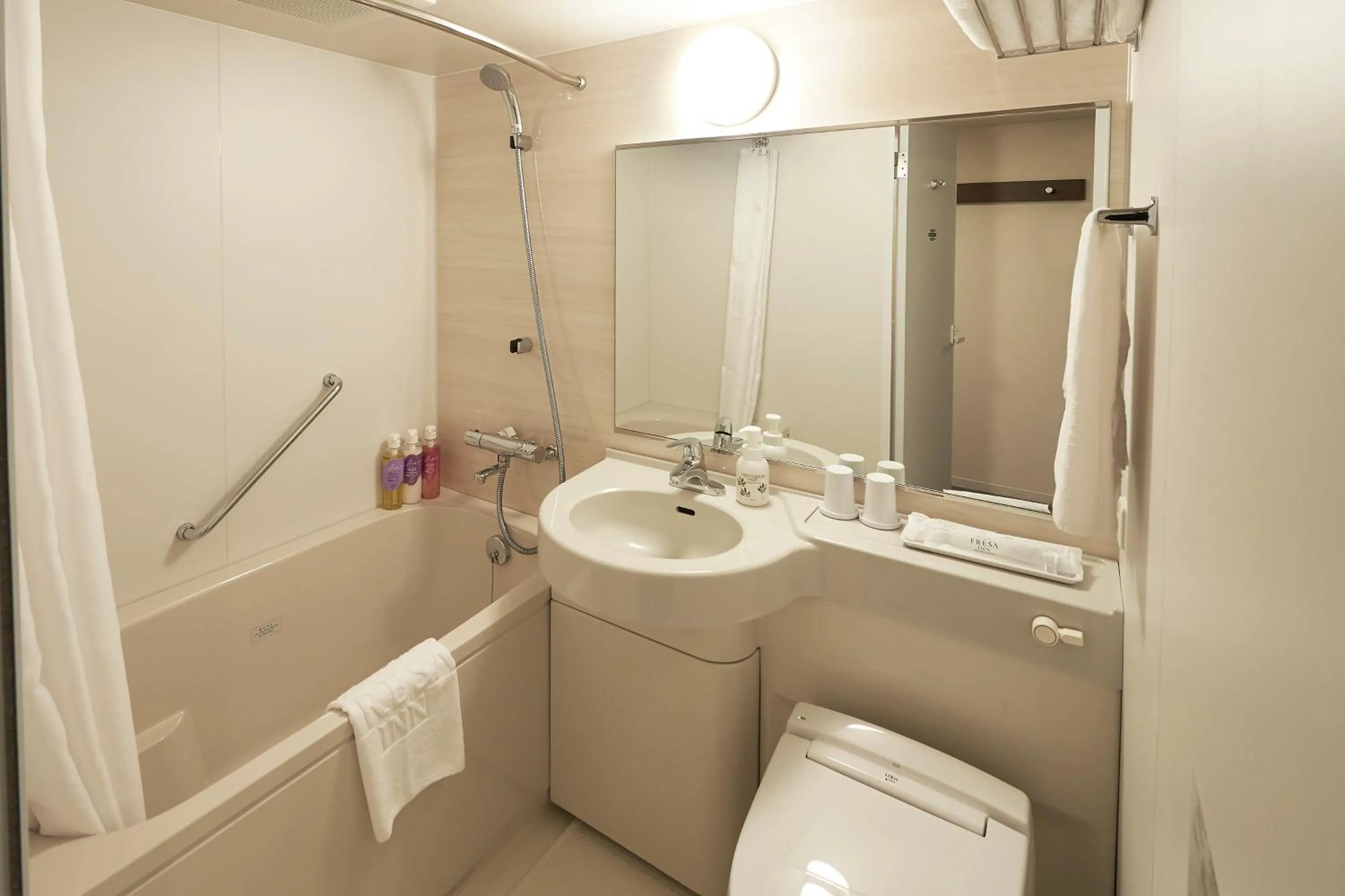 Shower in Sotetsu Fresa Inn Tokyo Roppongi