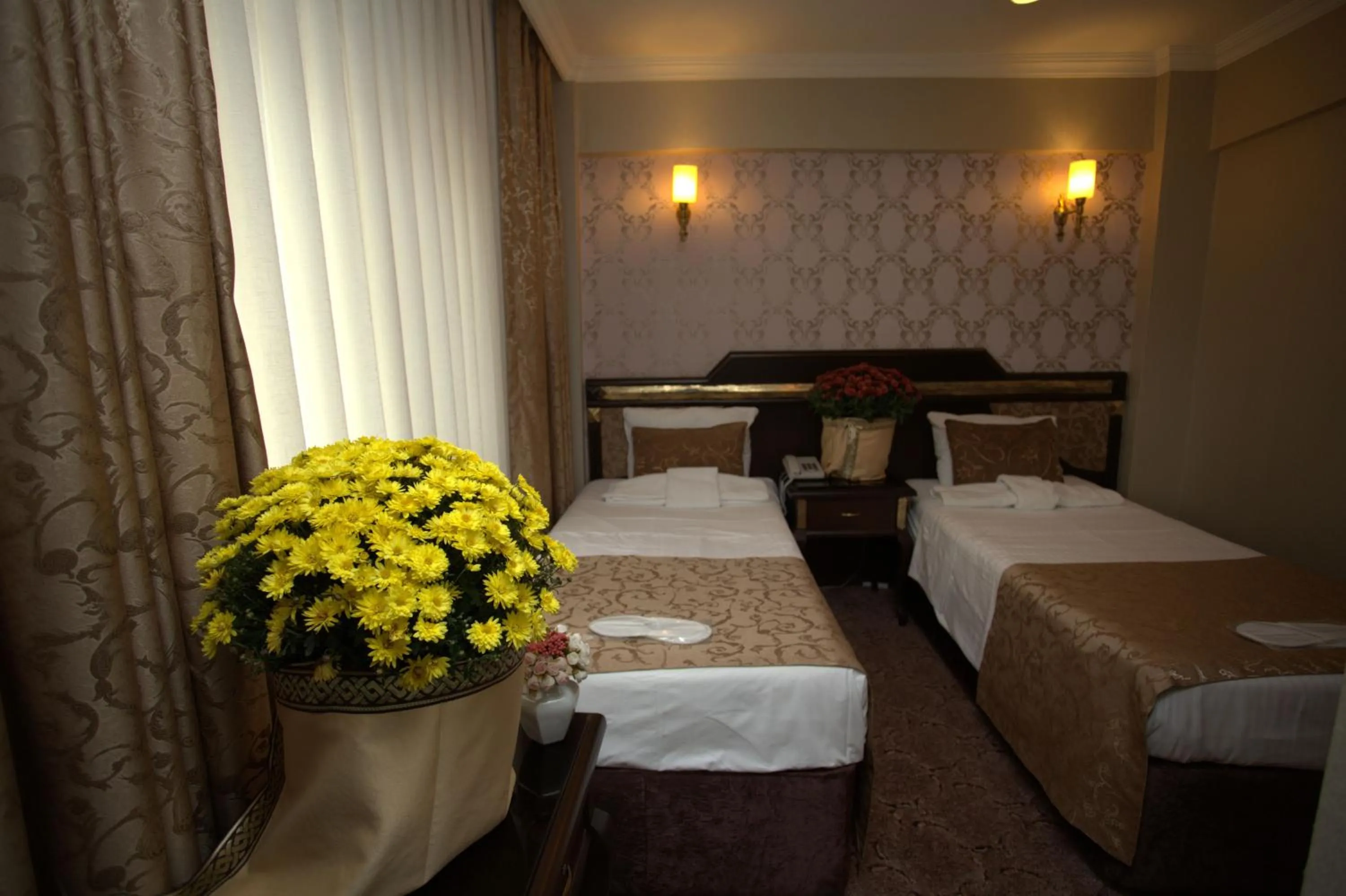 Photo of the whole room, Bed in Sultanahmet Park Hotel