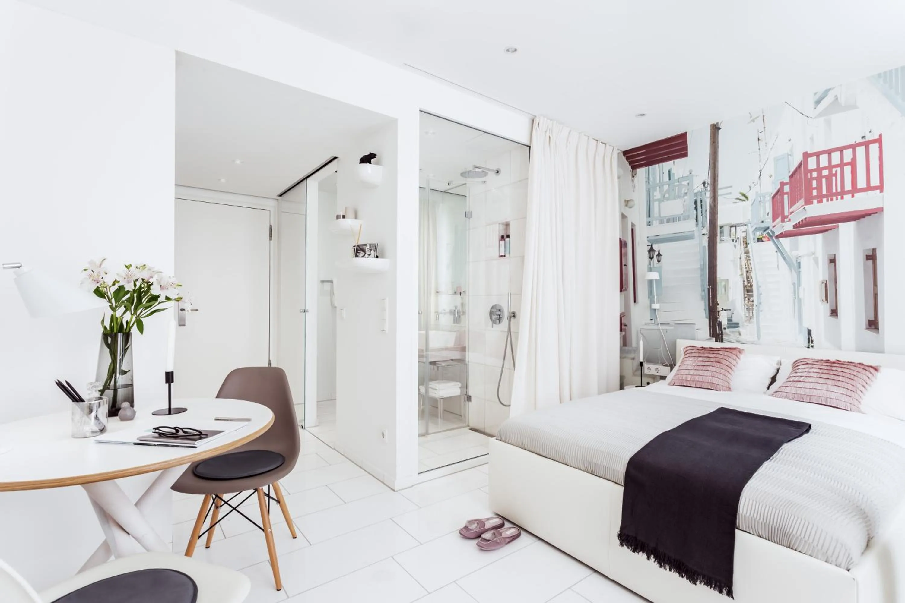 Bathroom, Bed in Skyreach BizzStay - Wohnen am Main