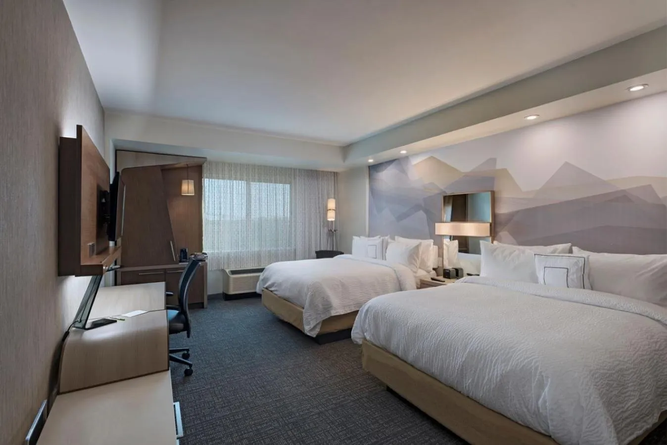 Bedroom, Bed in Courtyard by Marriott Houston Sugar Land/Lake Pointe