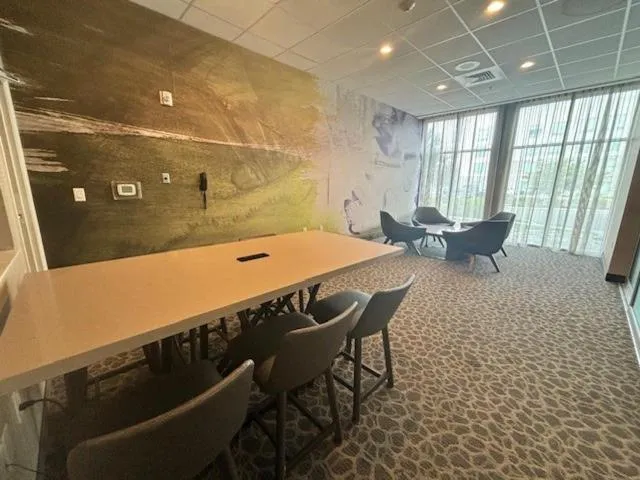 Living room in Courtyard by Marriott Deptford