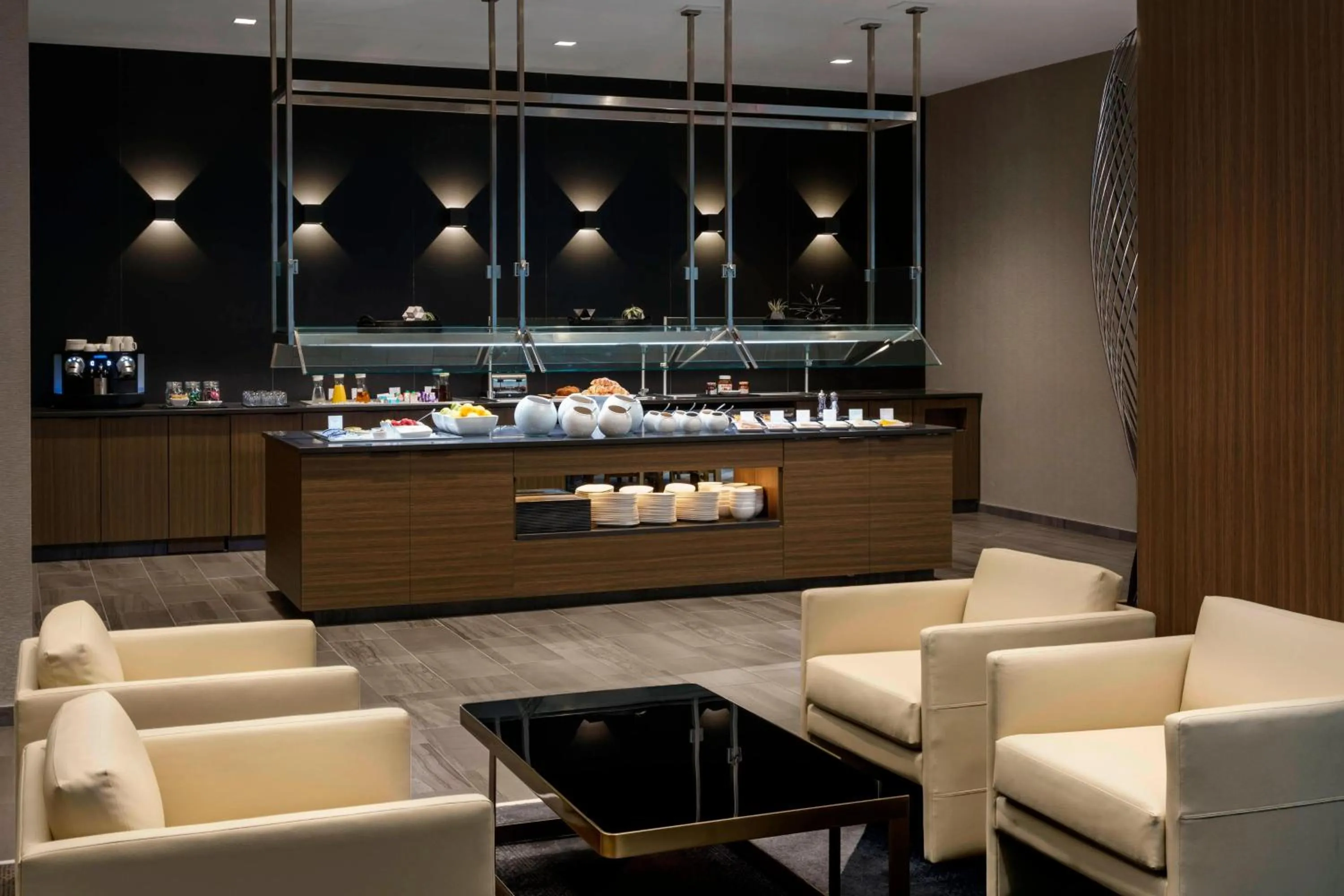 Kitchen or kitchenette in AC Hotel by Marriott Chapel Hill Downtown