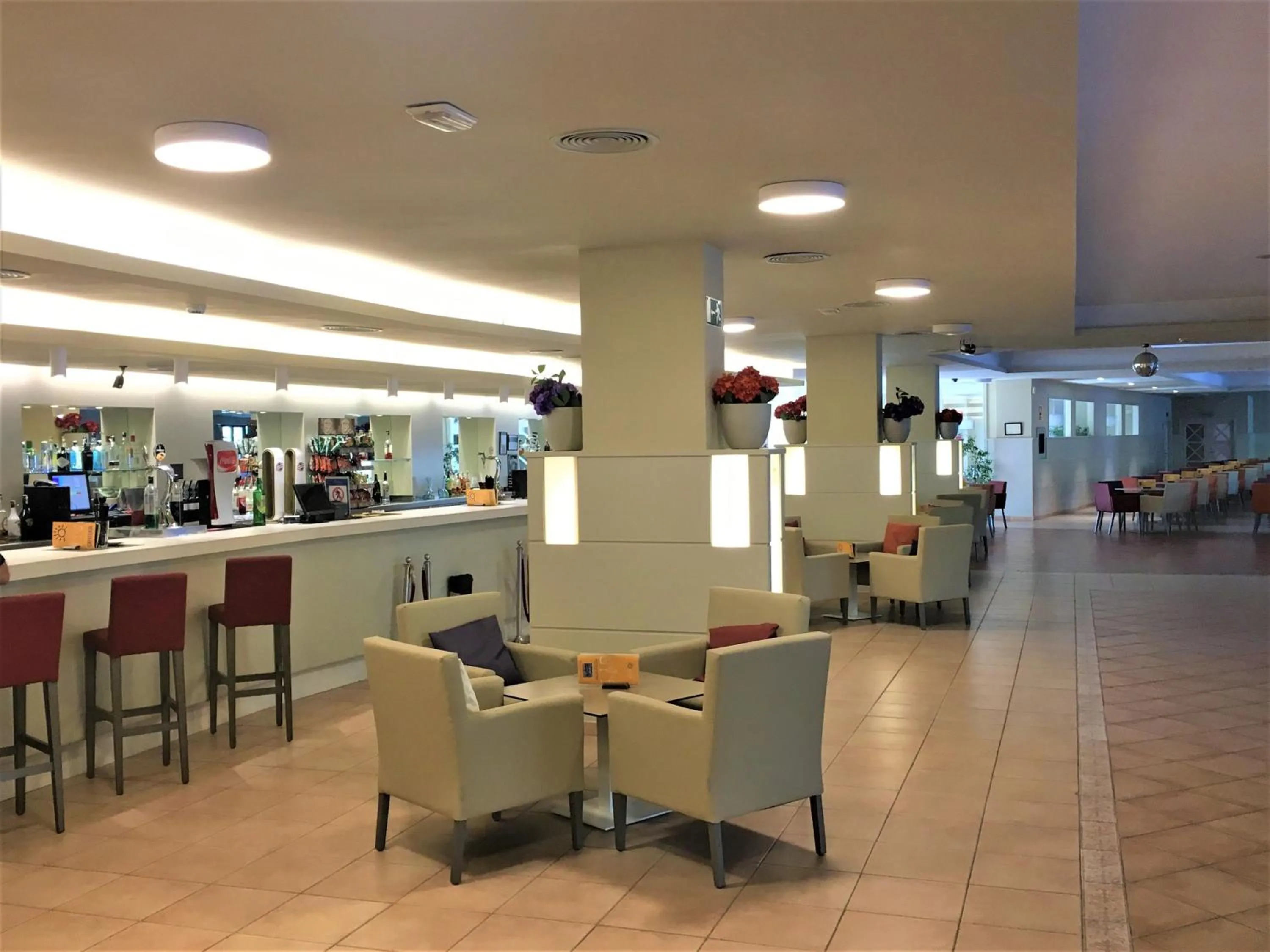 Lounge or bar in Ohtels Vil·la Romana