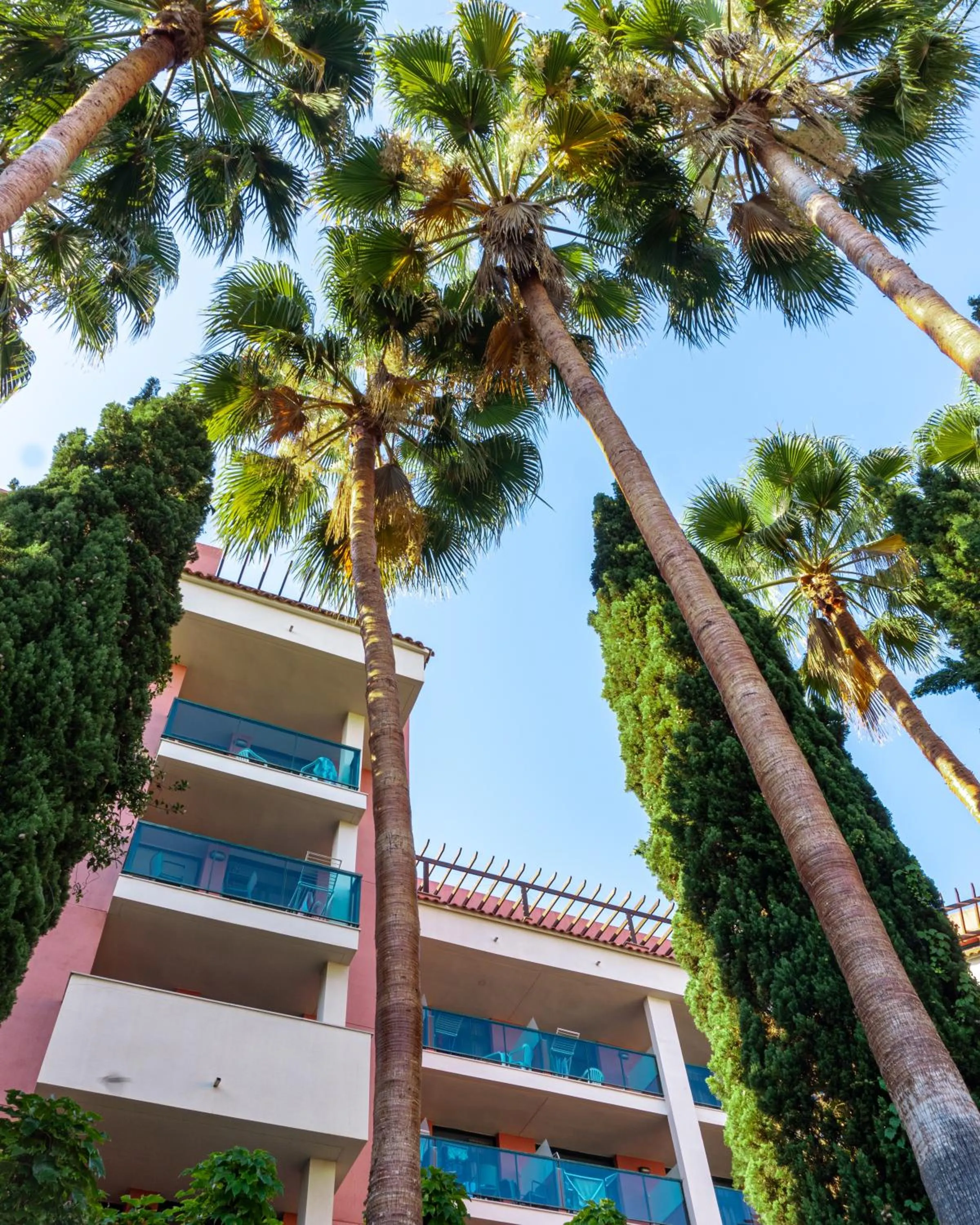 Property building in Ohtels Vil·la Romana