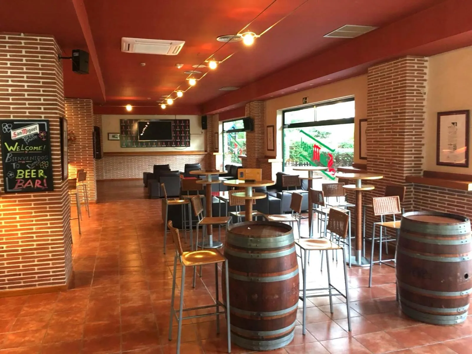 Lounge or bar in Ohtels Vil·la Romana