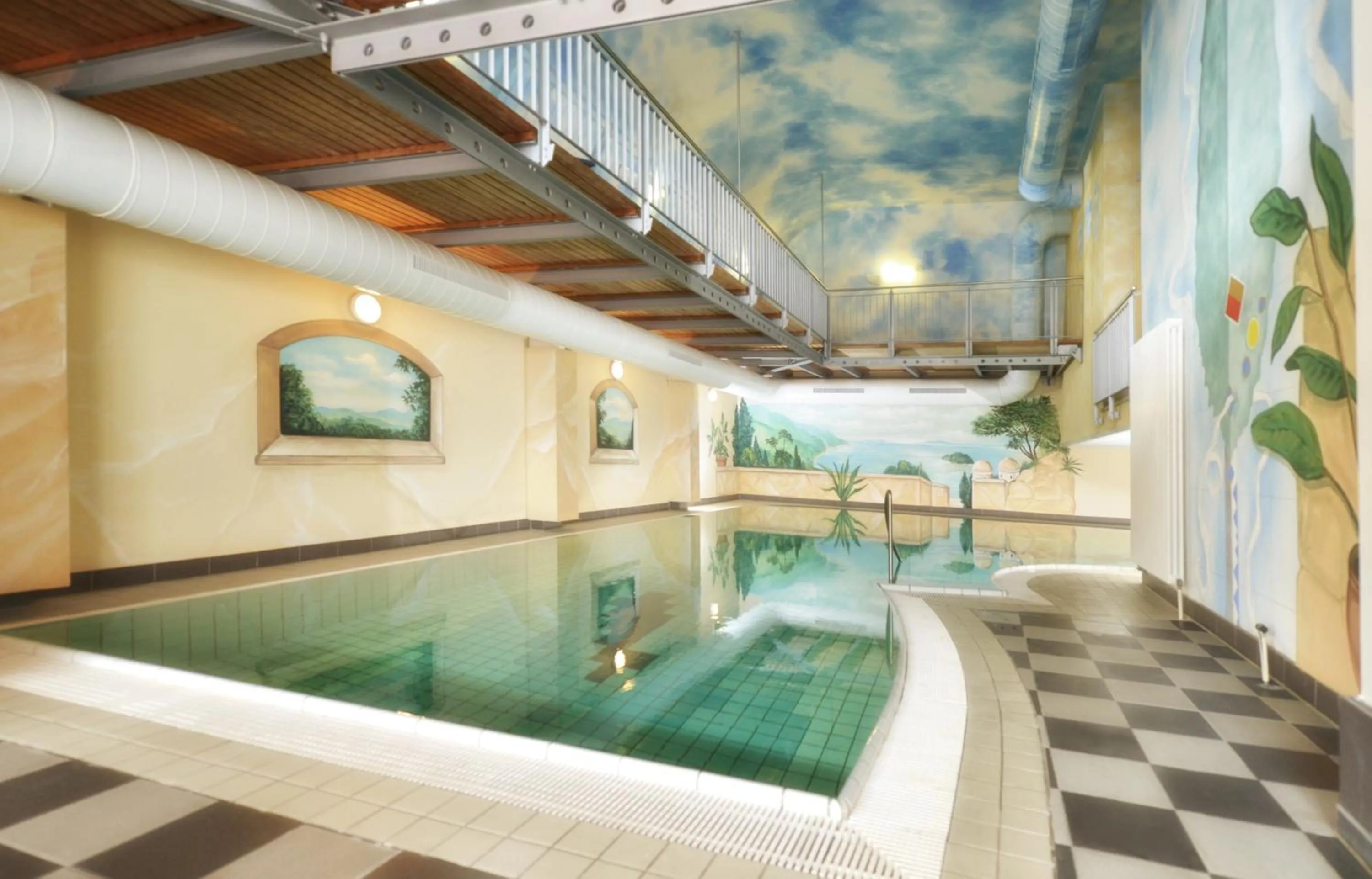 Swimming pool in Hotel Randsbergerhof