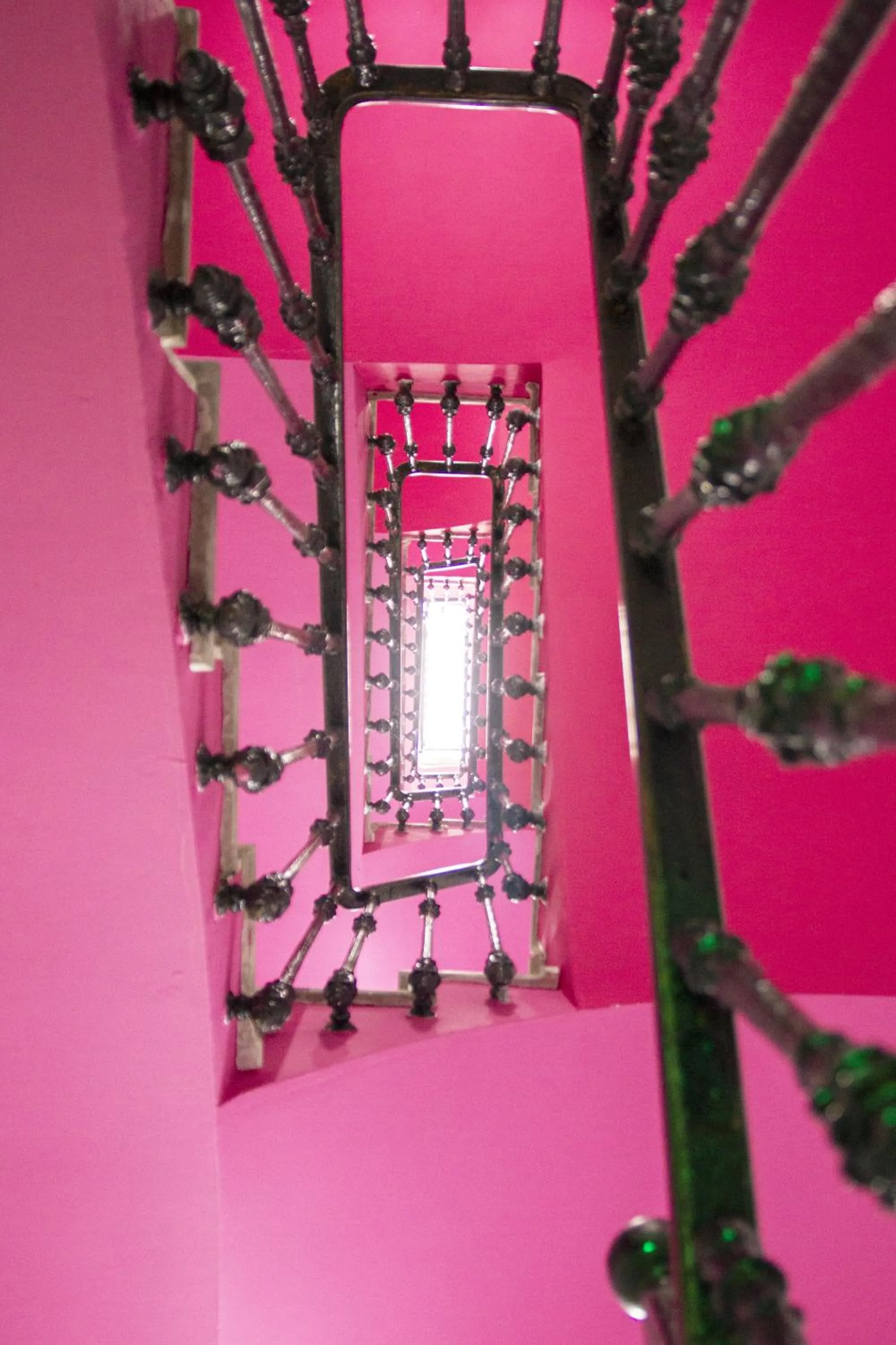 Area and facilities in room00 Valencia Hostel