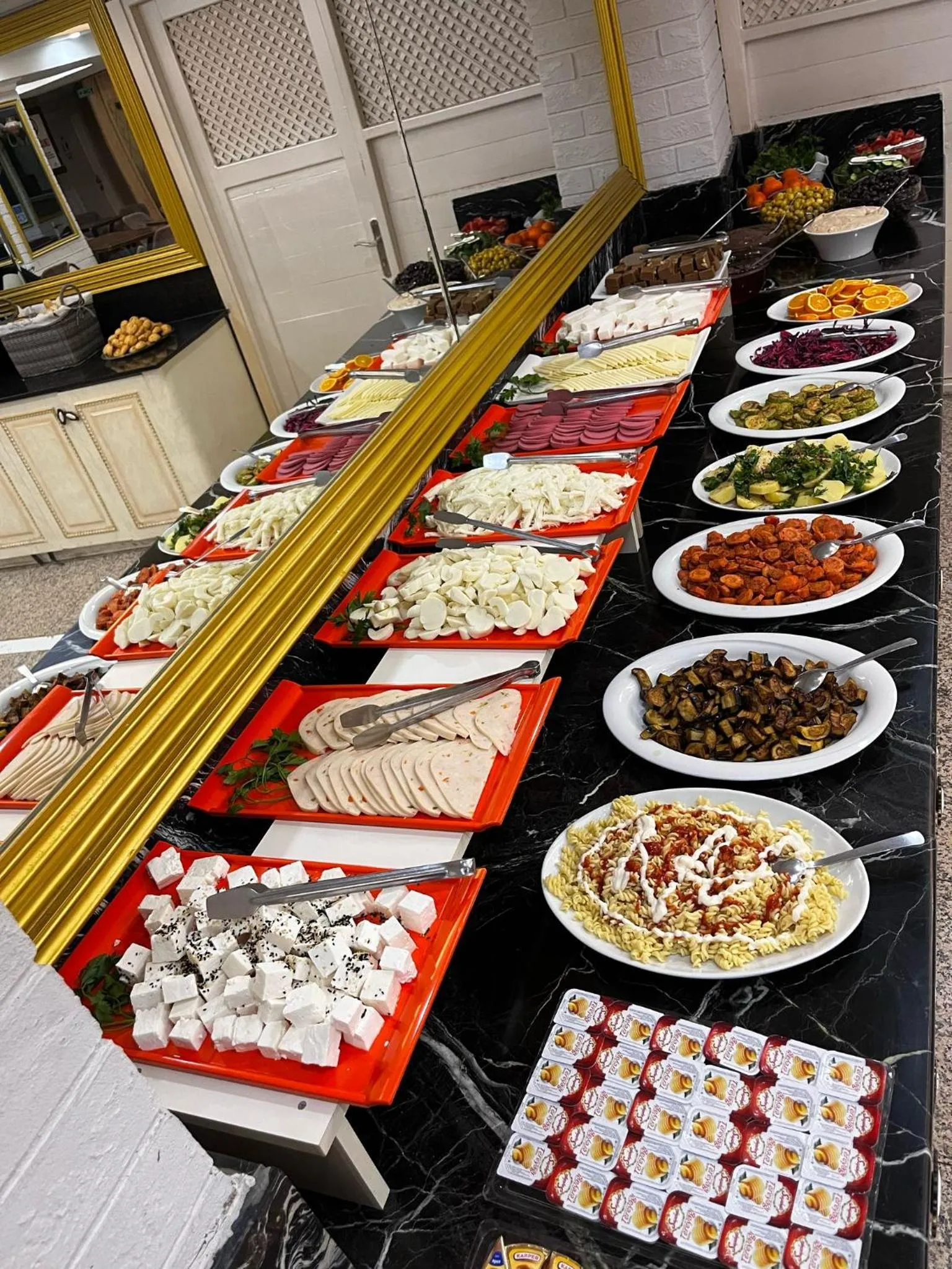 Food and drinks in Seher HOTEL