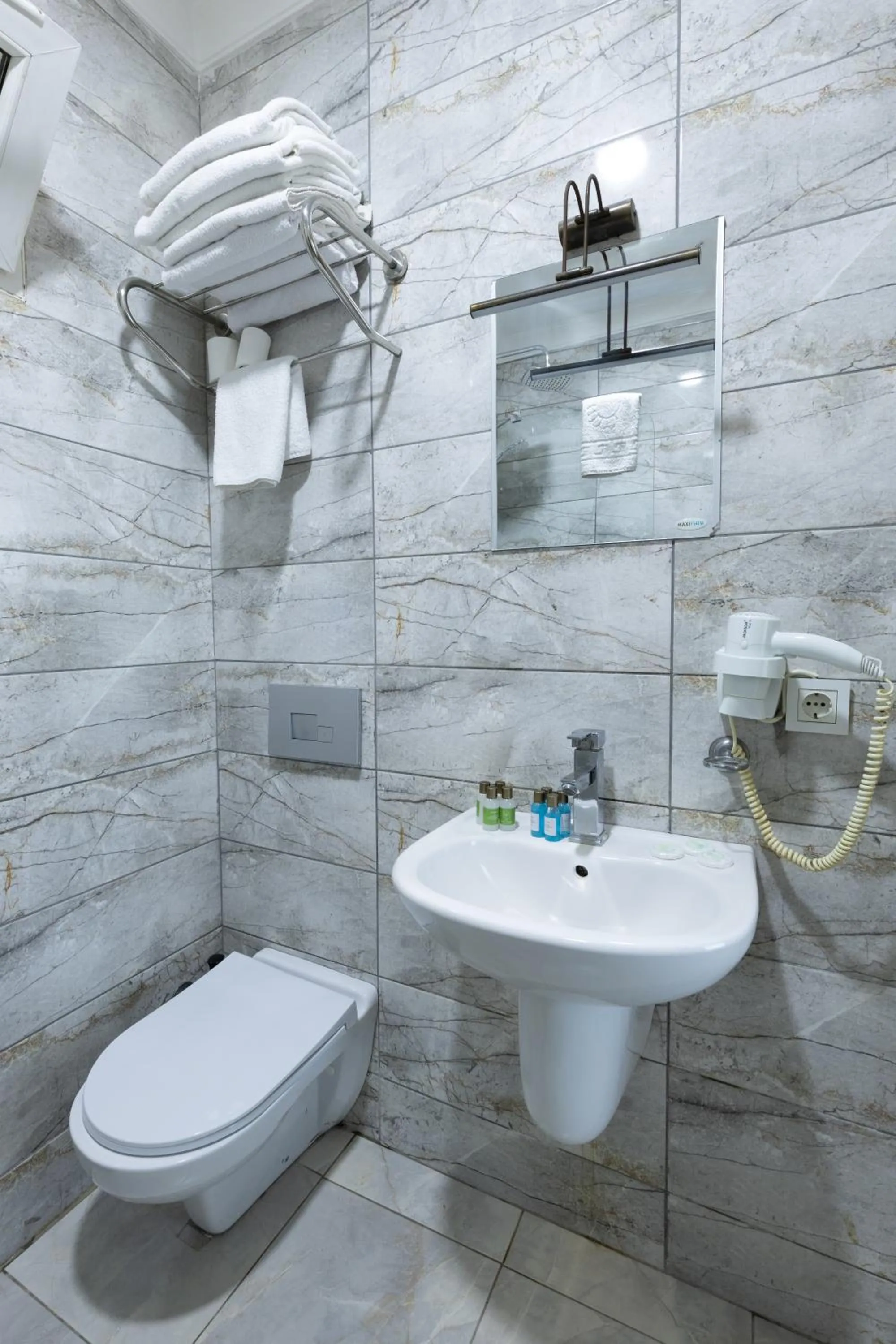 Shower in Seher HOTEL