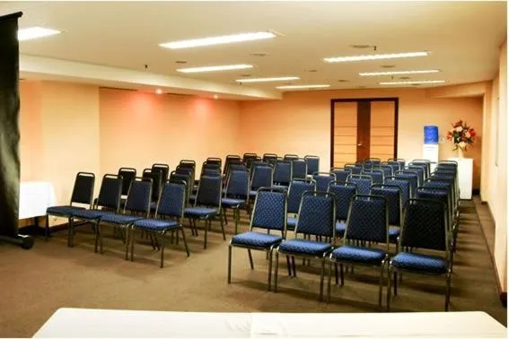 Business facilities in Tower Icaraí Hotel
