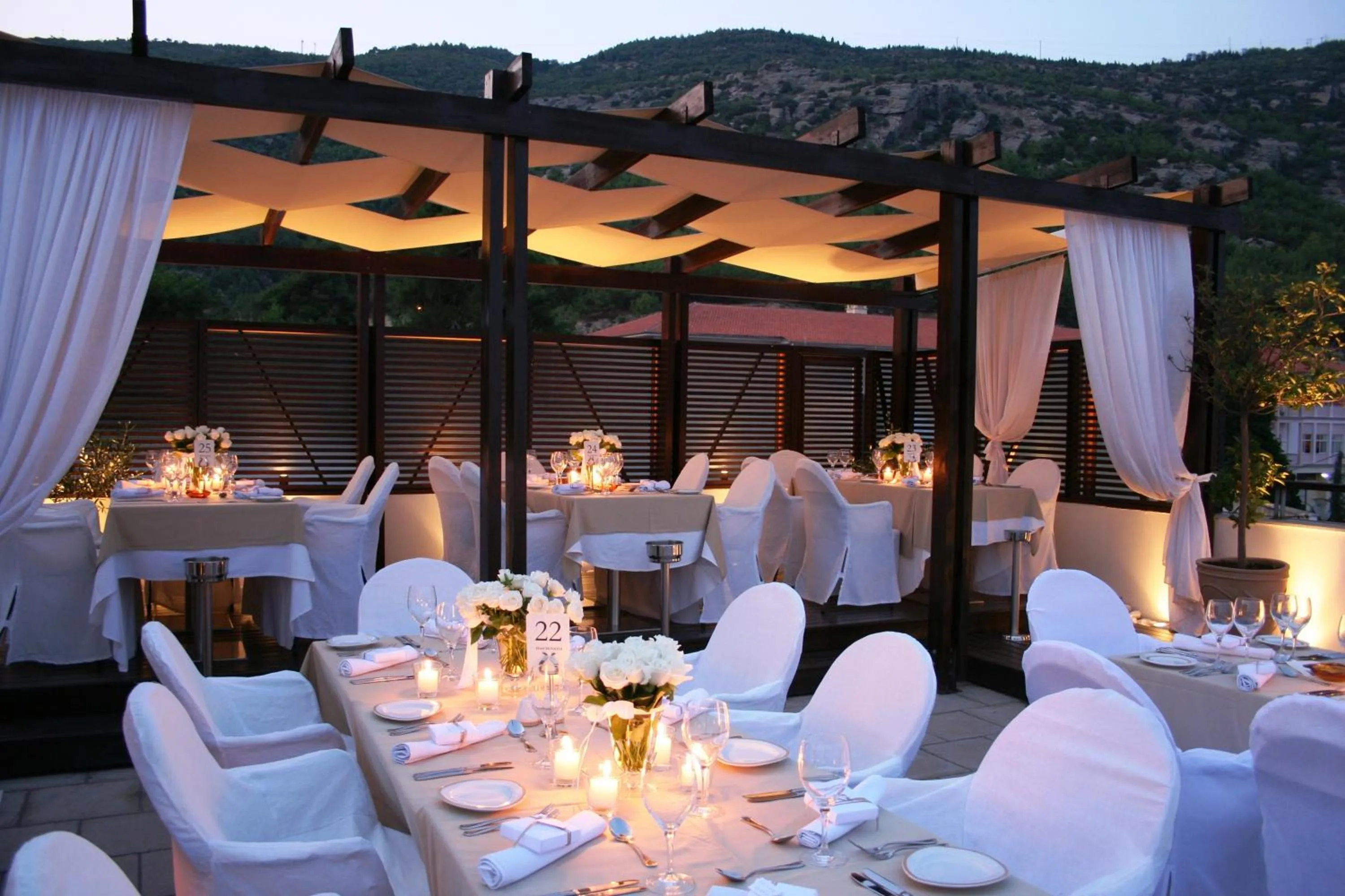 Restaurant/places to eat in Egnatia City Hotel & Spa
