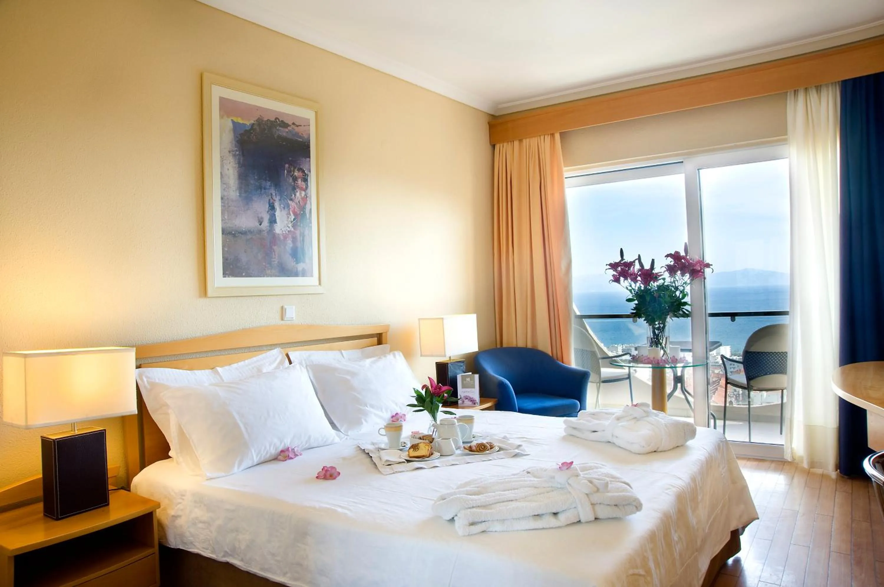 Bed in Egnatia City Hotel & Spa