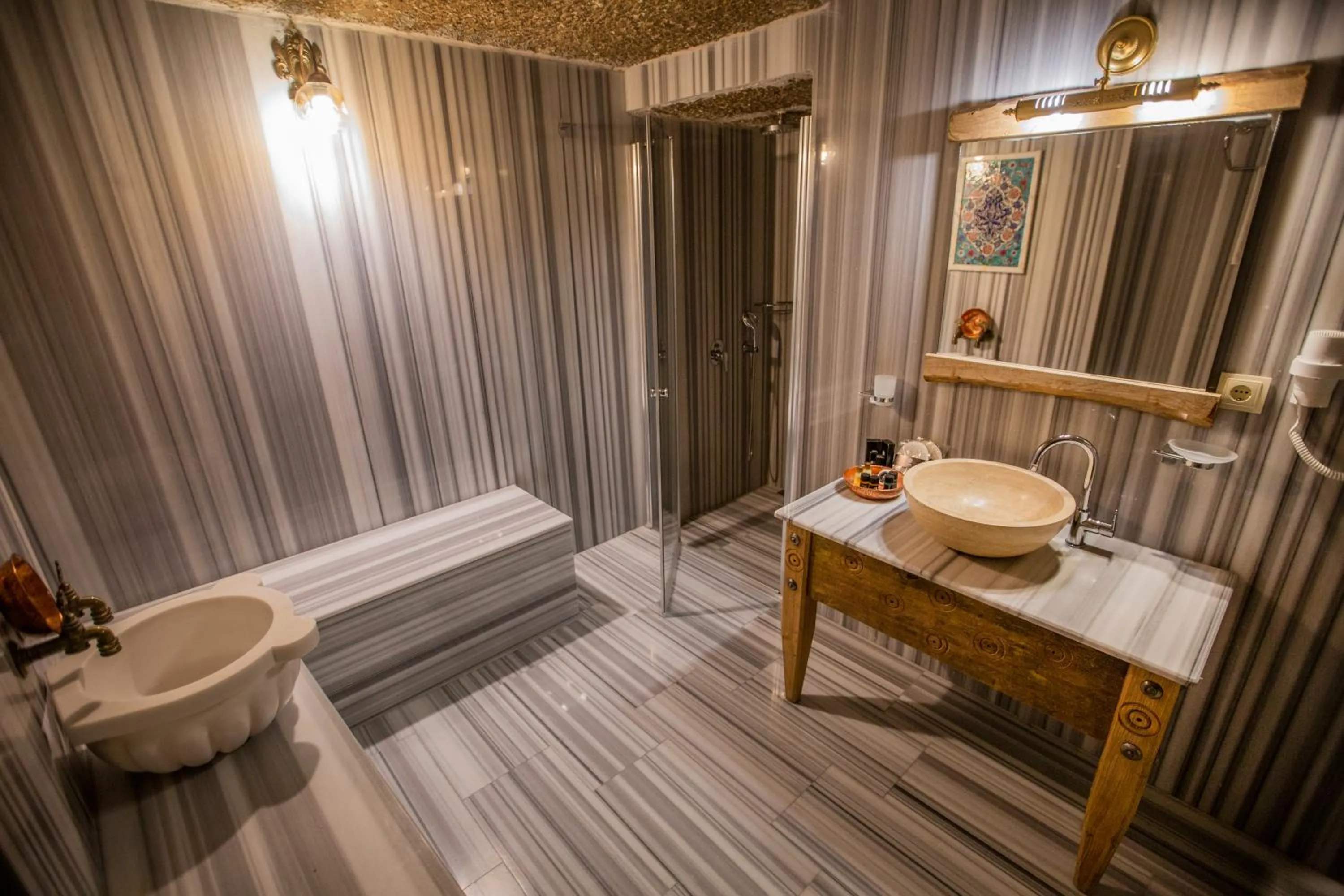 Bathroom in Divan Cave House