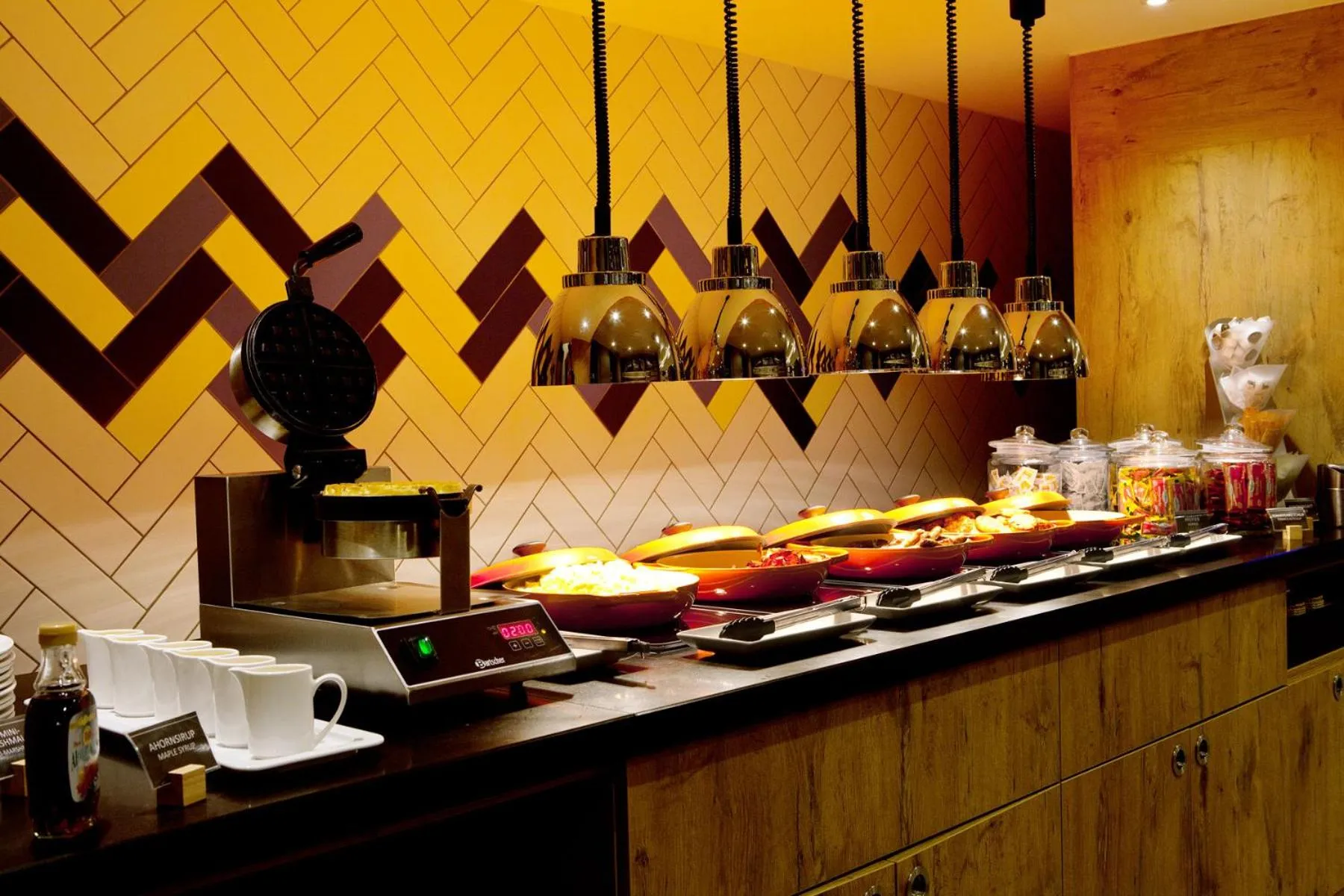 Food in Hampton By Hilton Aachen Tivoli