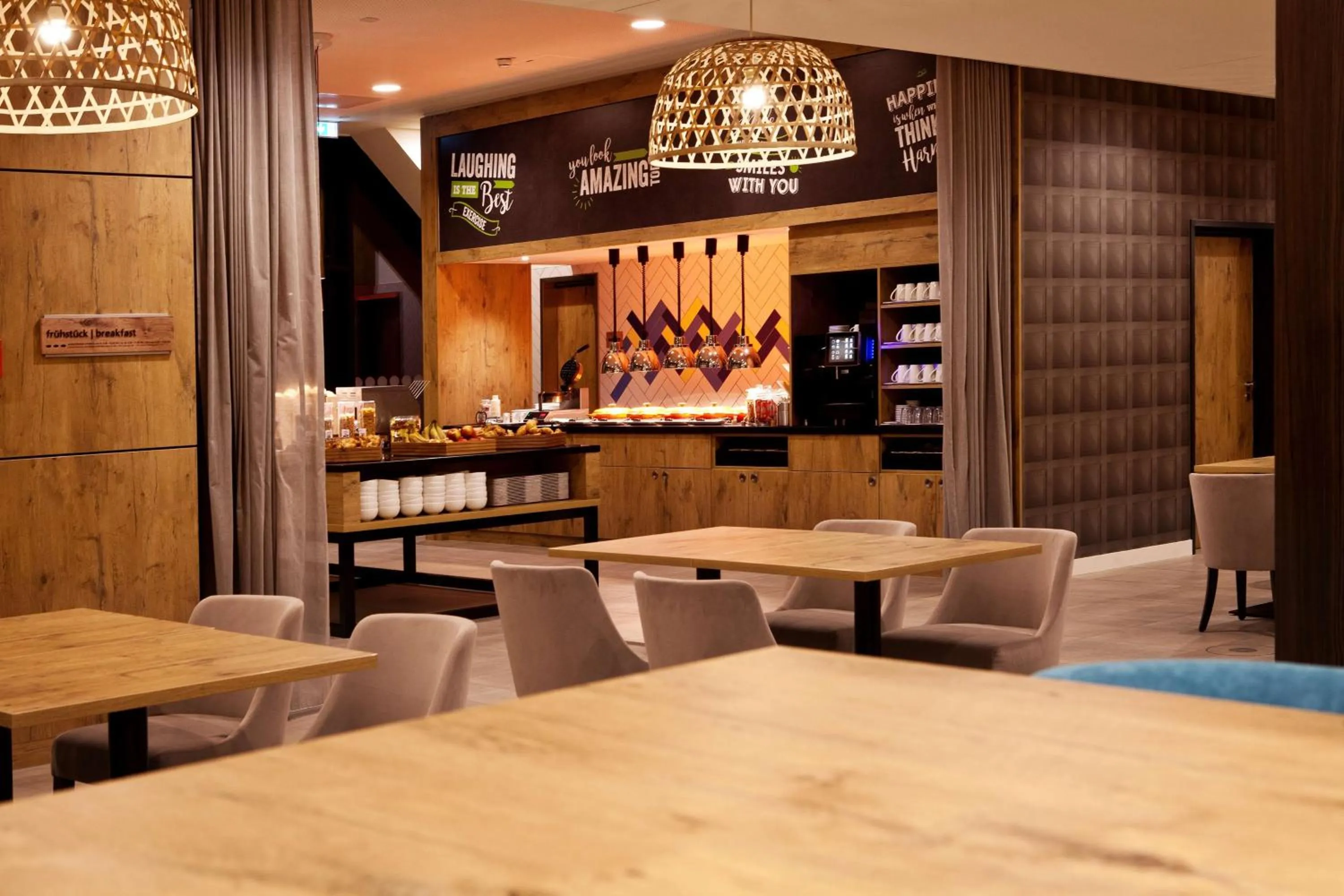 Restaurant/places to eat in Hampton By Hilton Aachen Tivoli