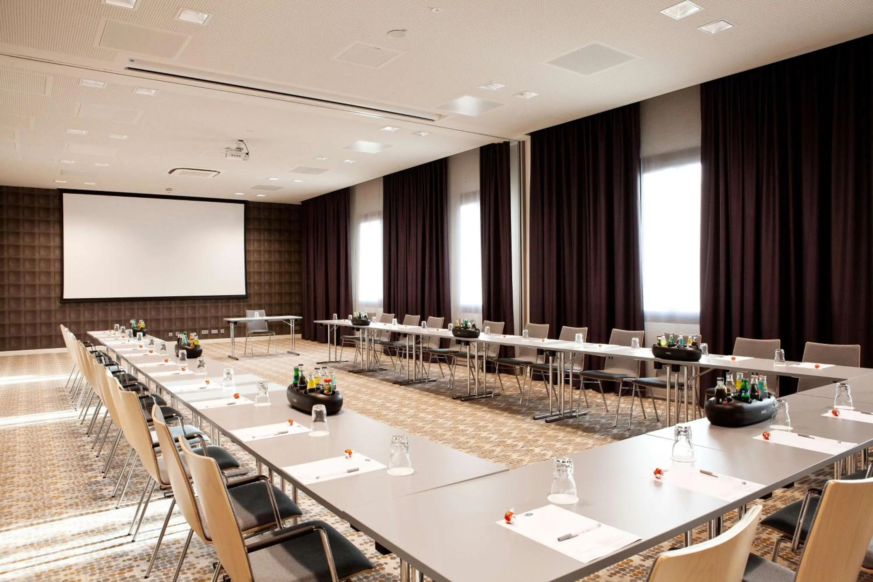 Meeting/conference room in Hampton By Hilton Aachen Tivoli