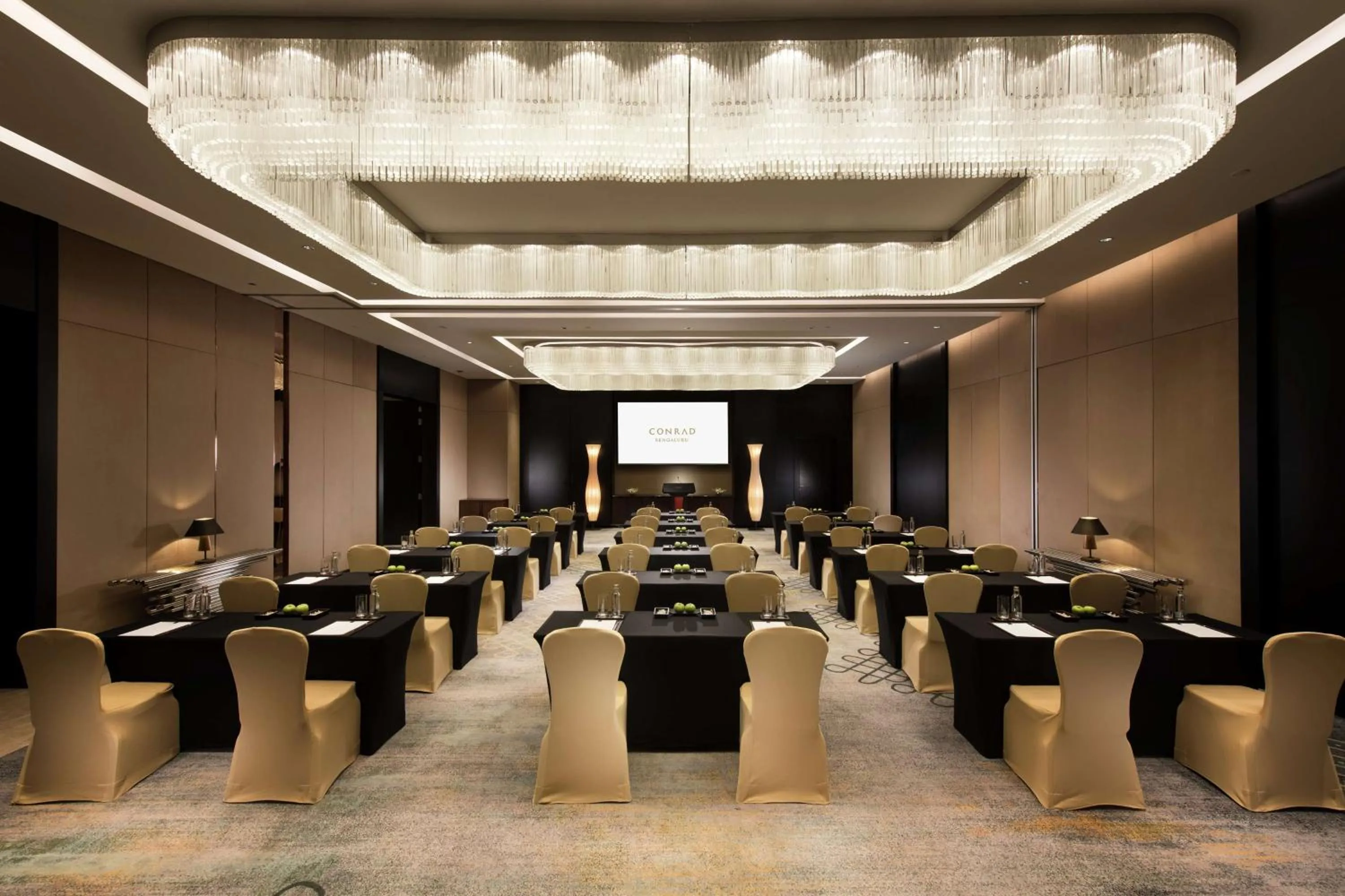 Meeting/conference room in Conrad Bengaluru