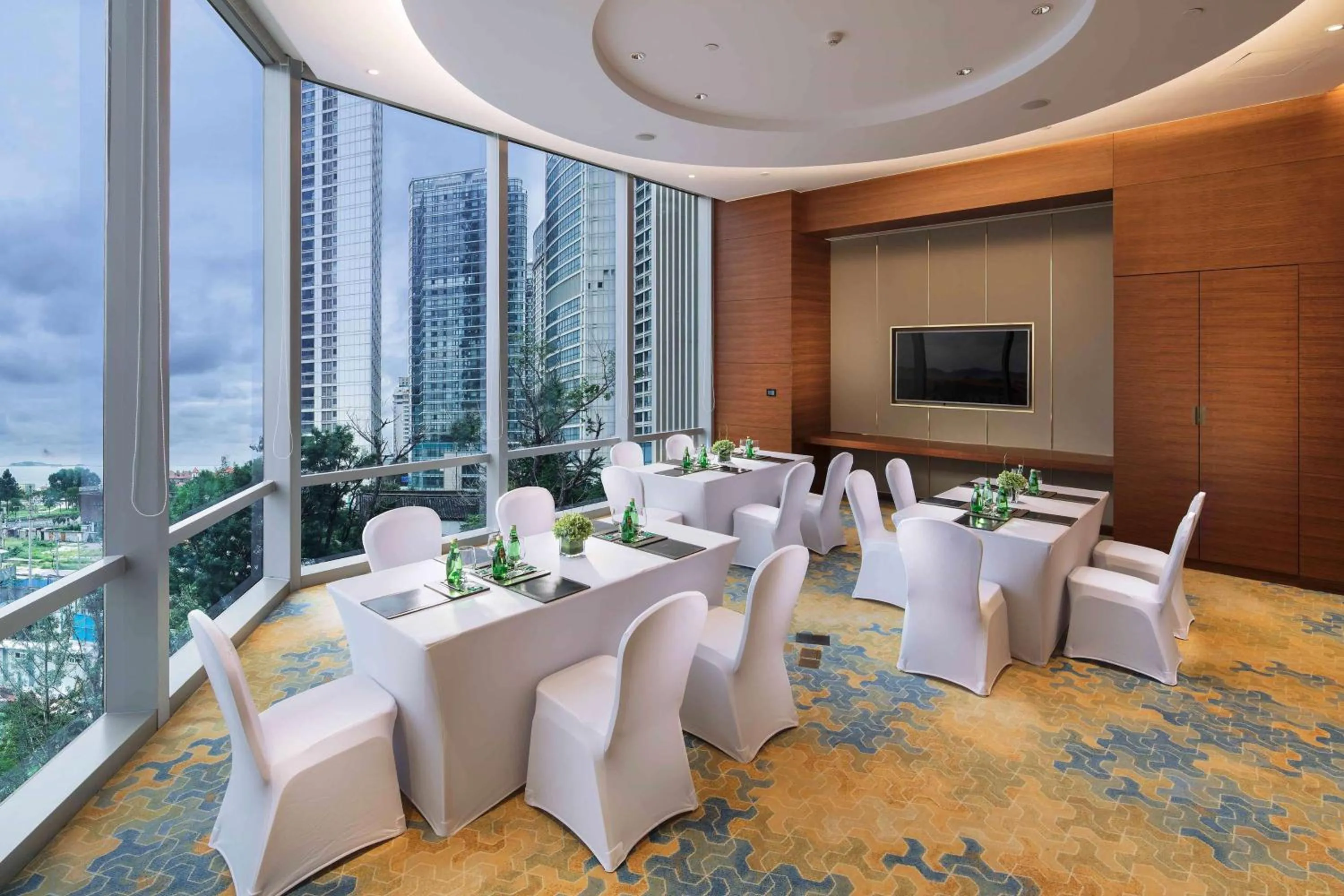 Meeting/conference room in Hilton Yantai