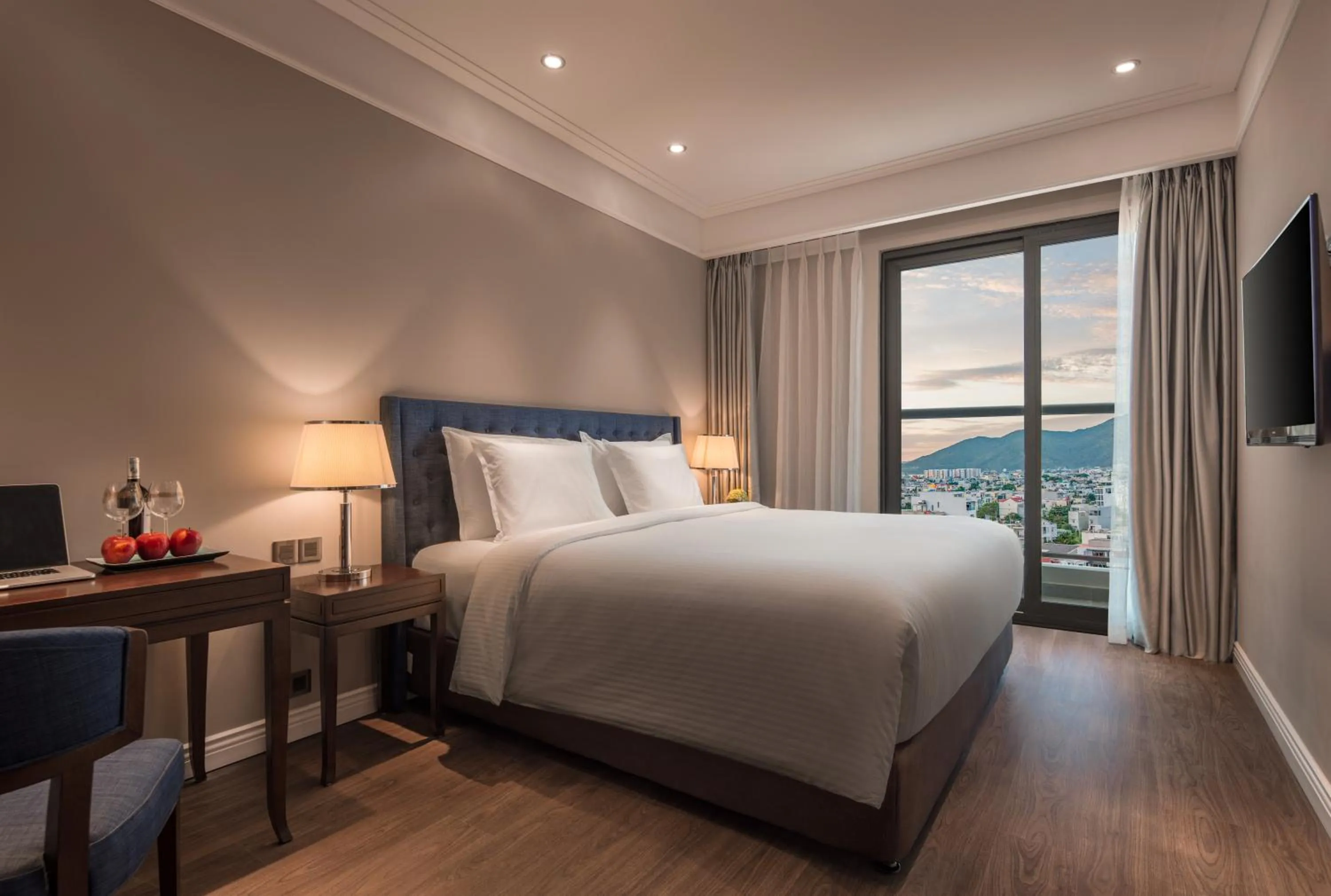 Bed in Altara Suites Da Nang by AHG