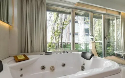 Hot Tub in CasaCalma Hotel