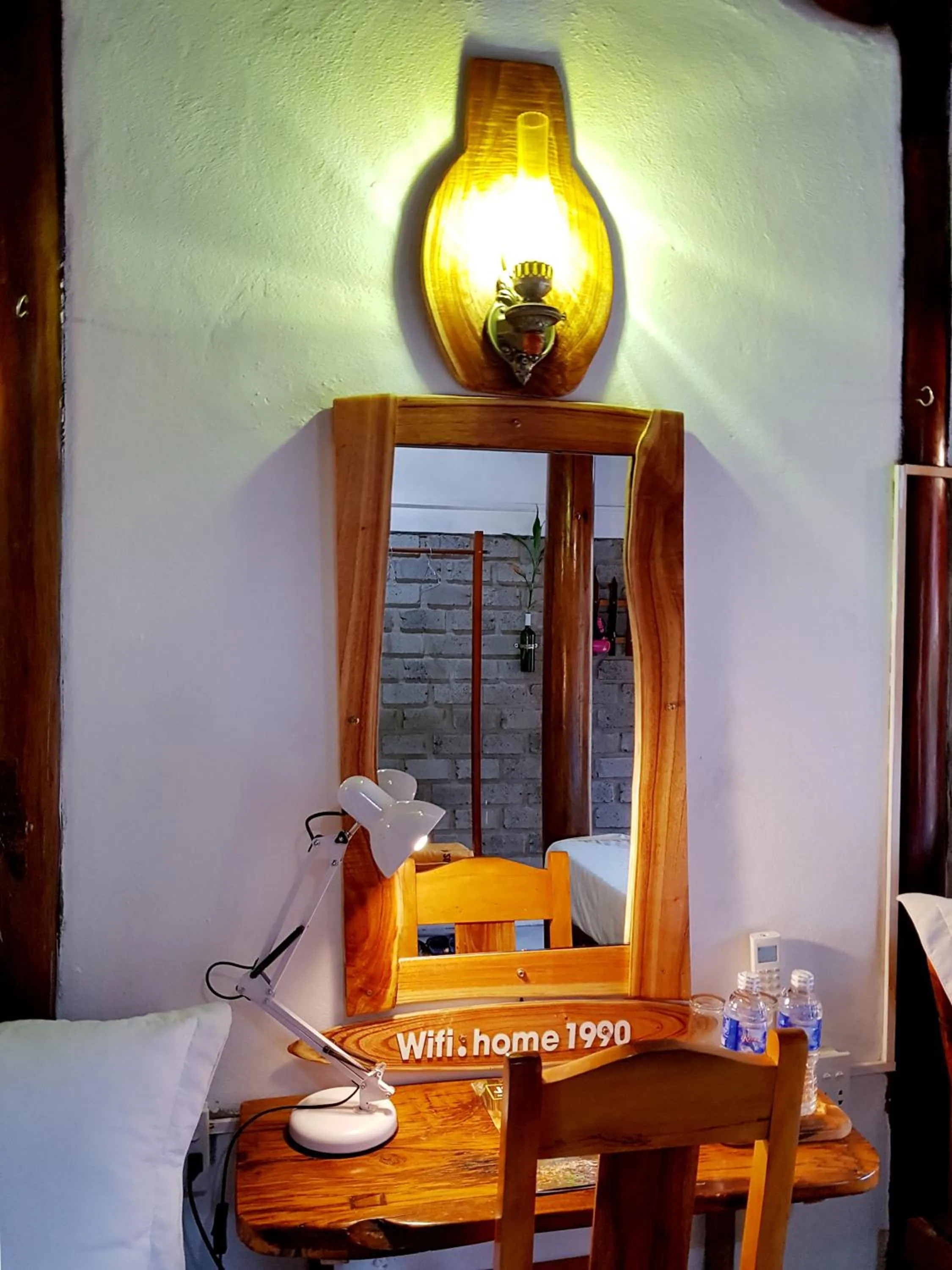 Bed in Highway 20 Homestay