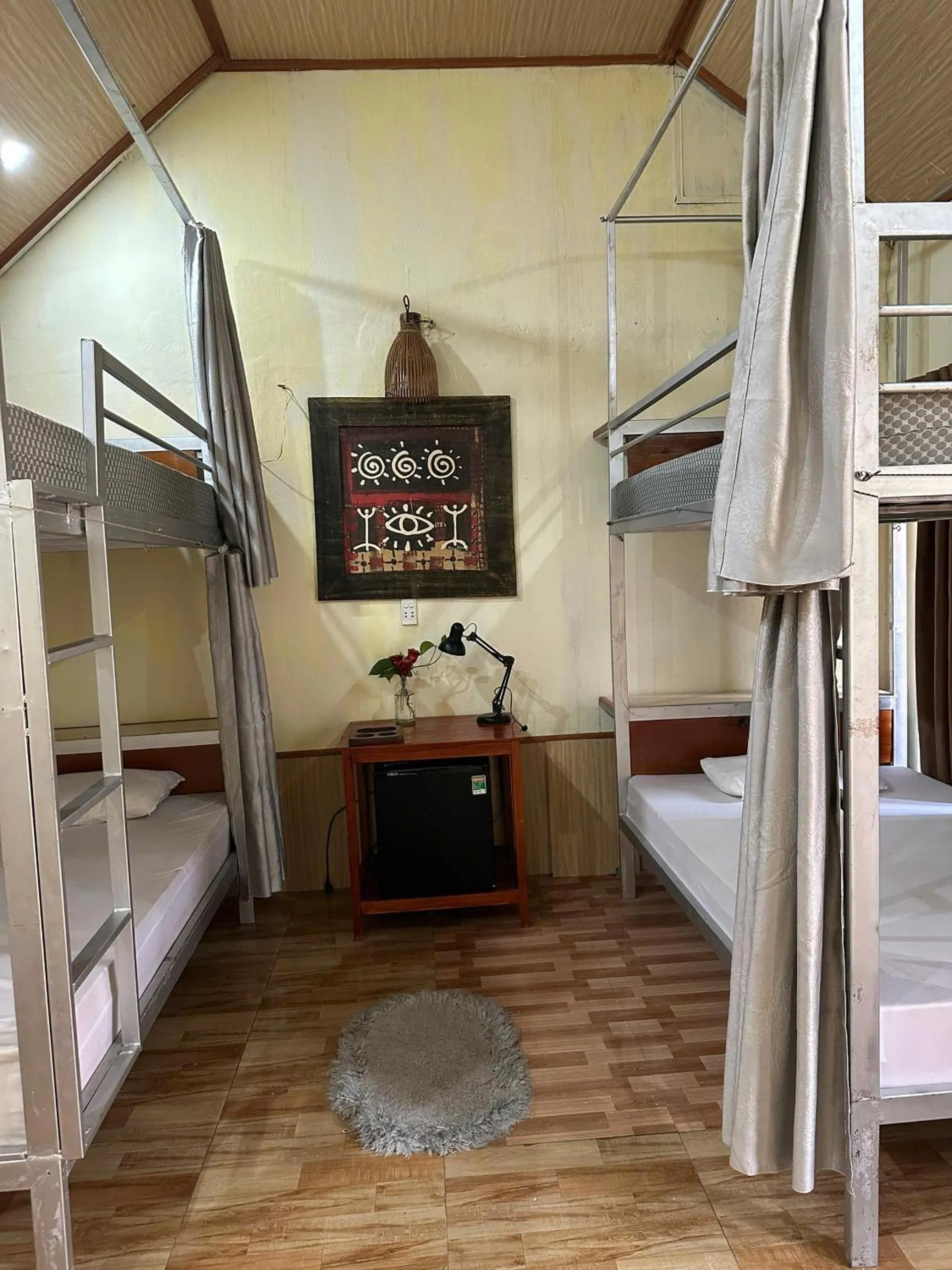 Bed in Highway 20 Homestay