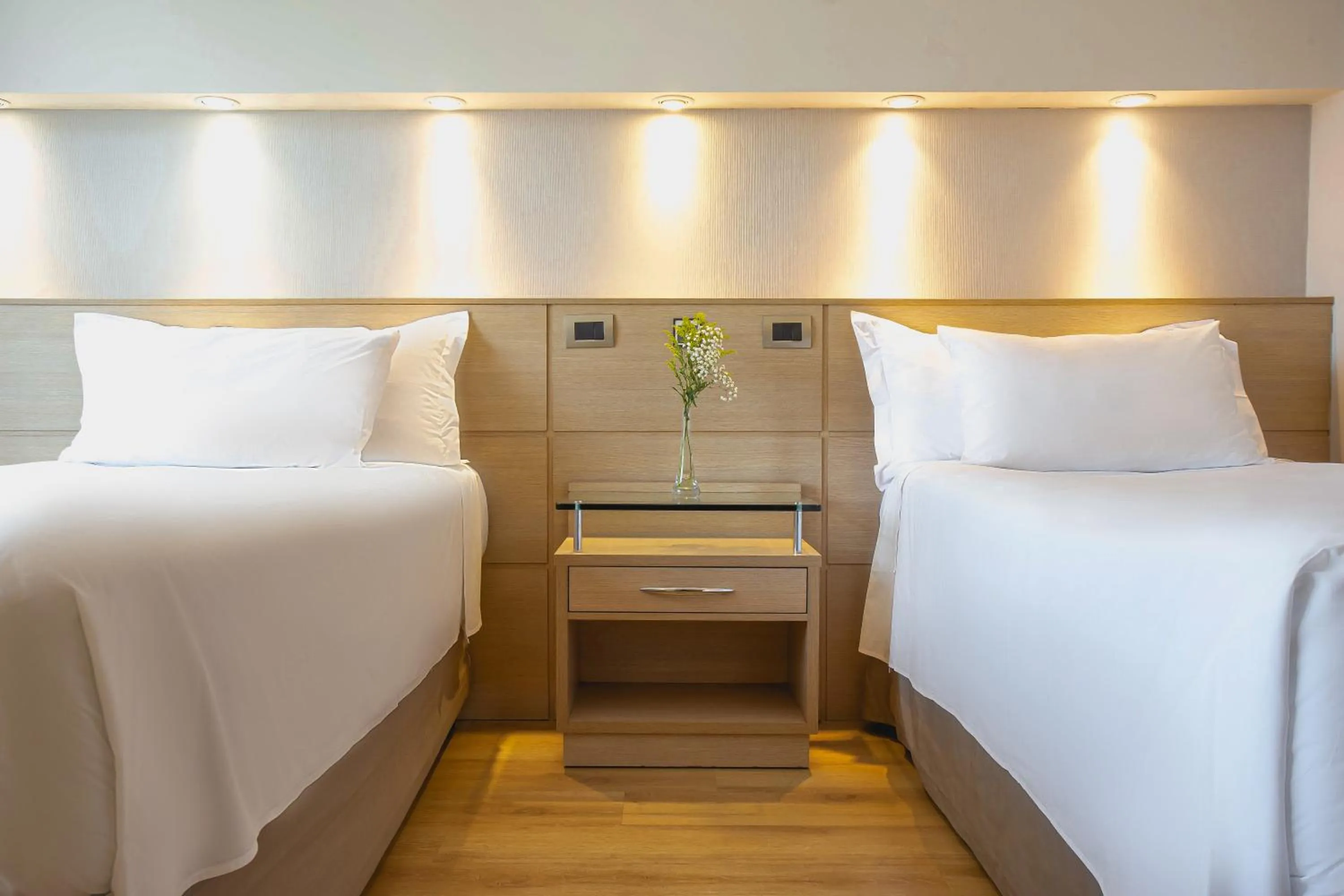 Bedroom, Bed in Bourbon Convention Hotel Santos