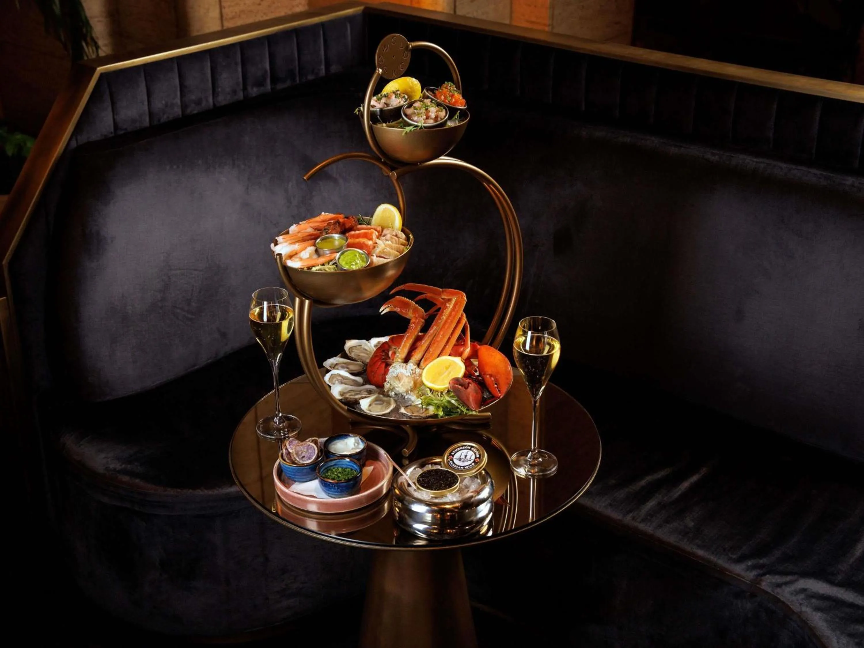 Restaurant/places to eat in Fairmont Royal York Hotel