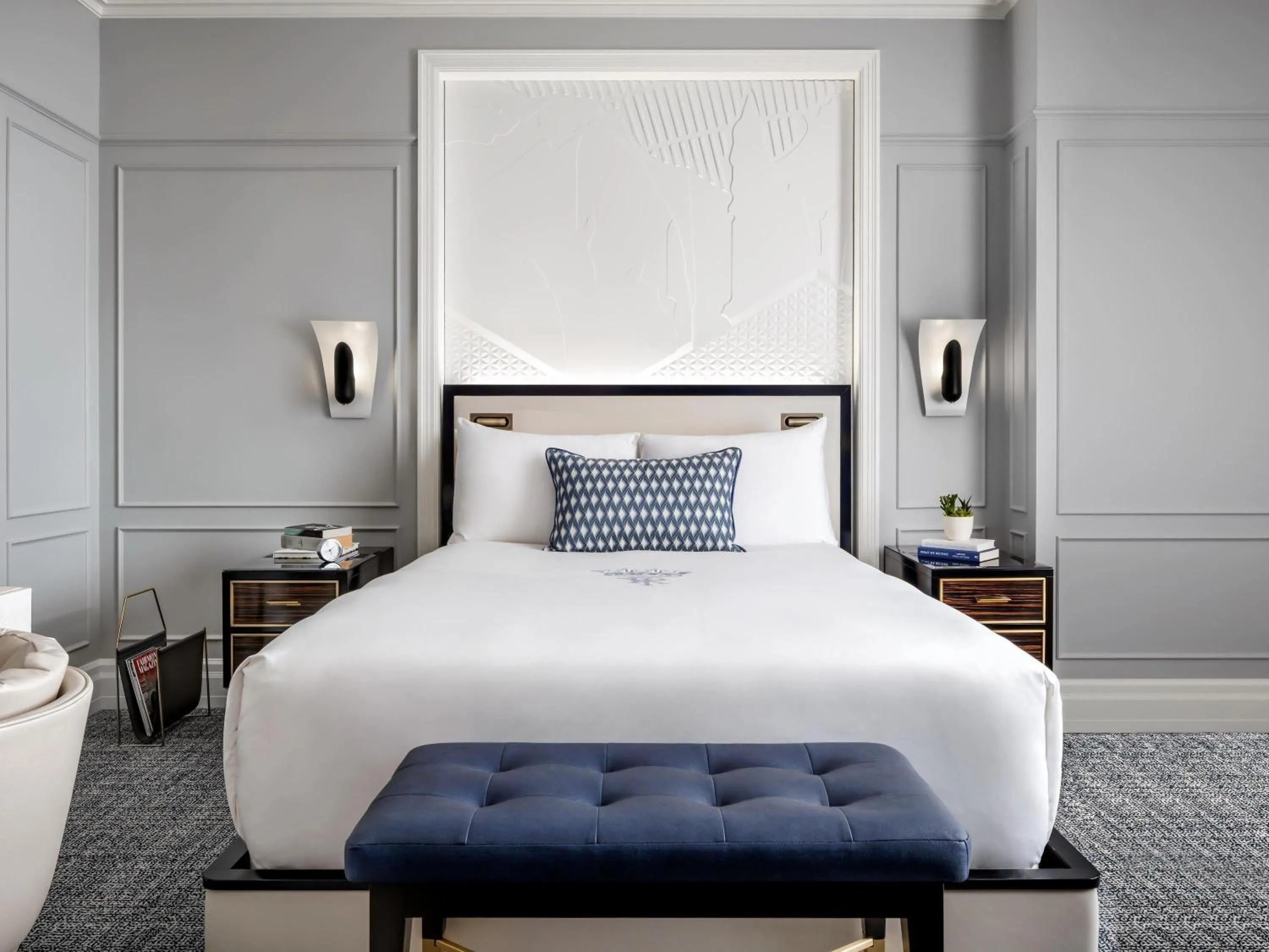 Bedroom, Bed in Fairmont Royal York Hotel