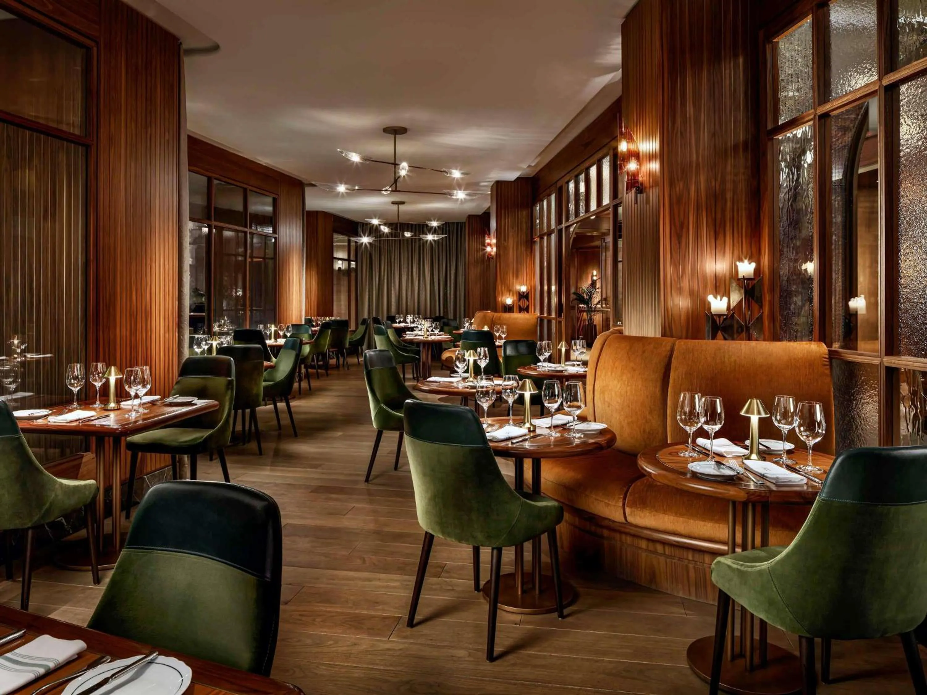 Restaurant/places to eat in Fairmont Royal York Hotel