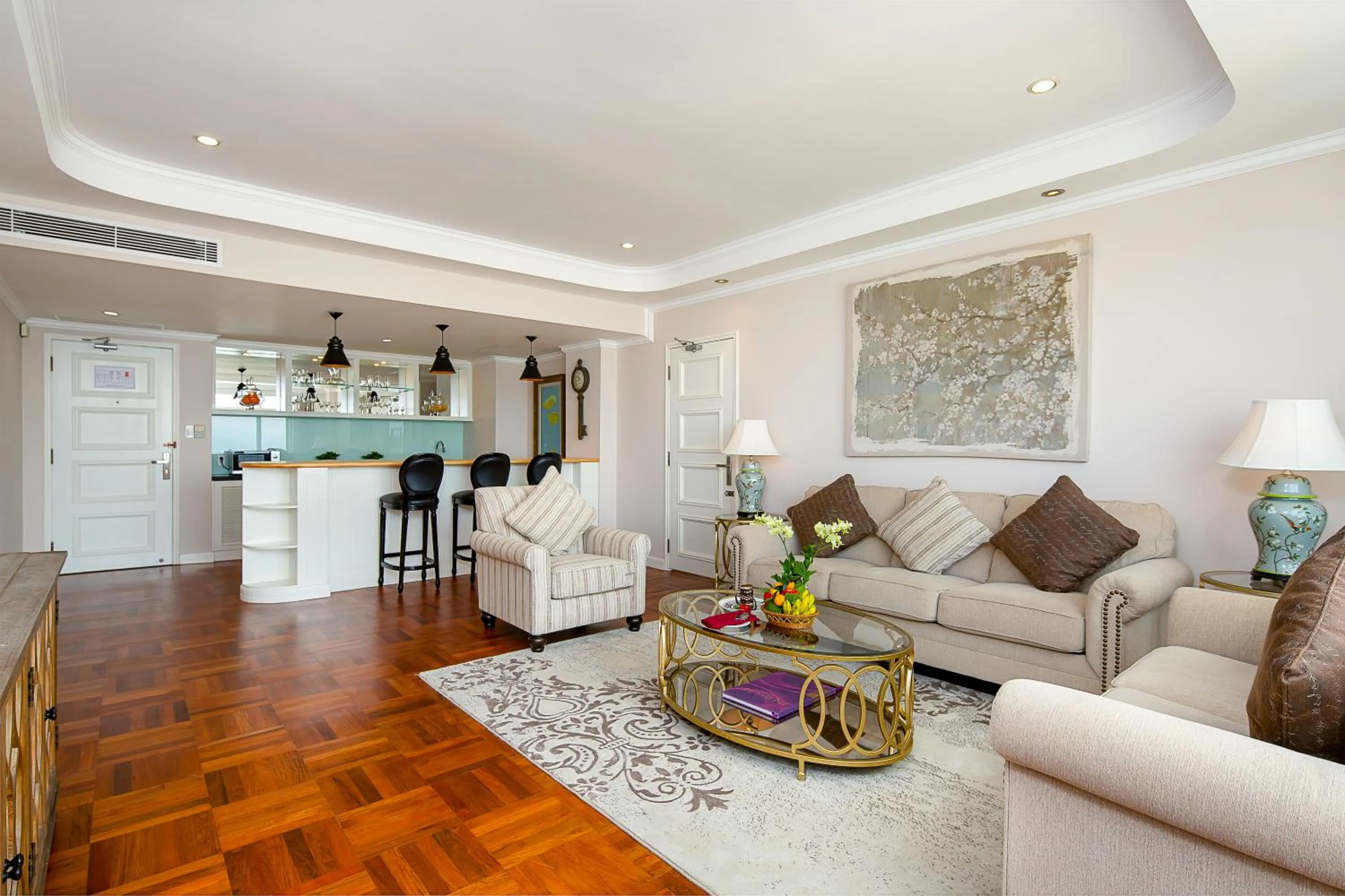 Living room in Muong Thanh Luxury Song Han Hotel