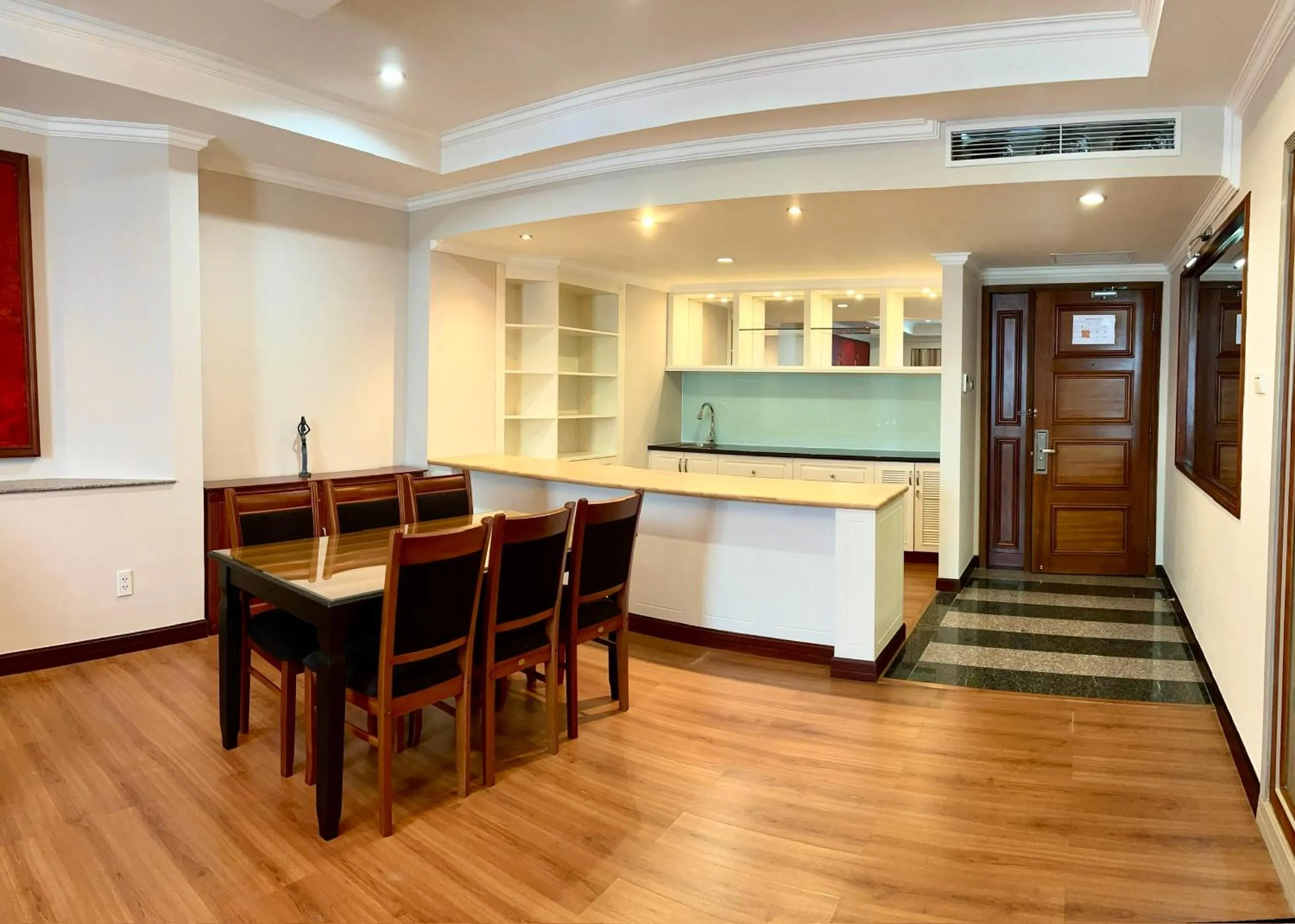 Kitchen or kitchenette in Muong Thanh Luxury Song Han Hotel