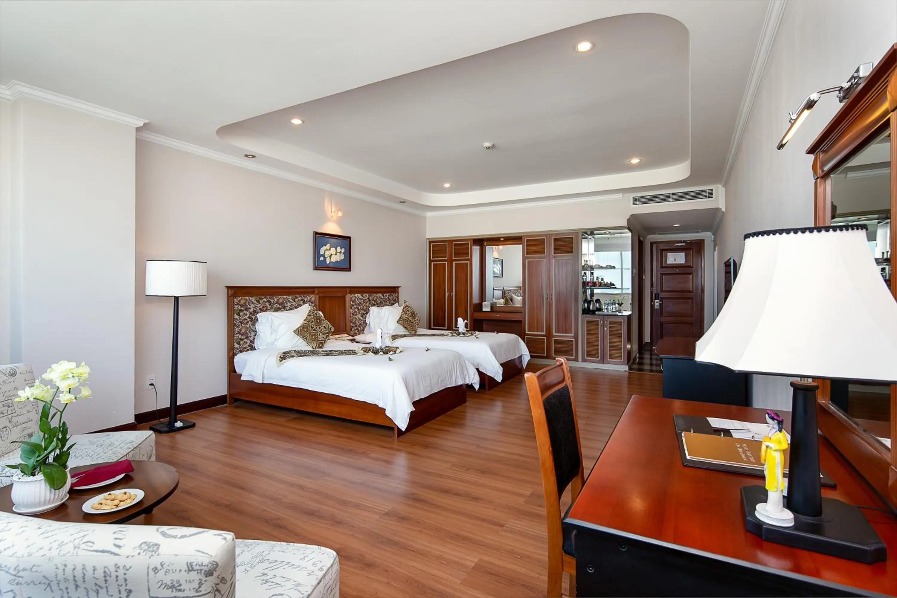 Photo of the whole room, Bed in Muong Thanh Luxury Song Han Hotel