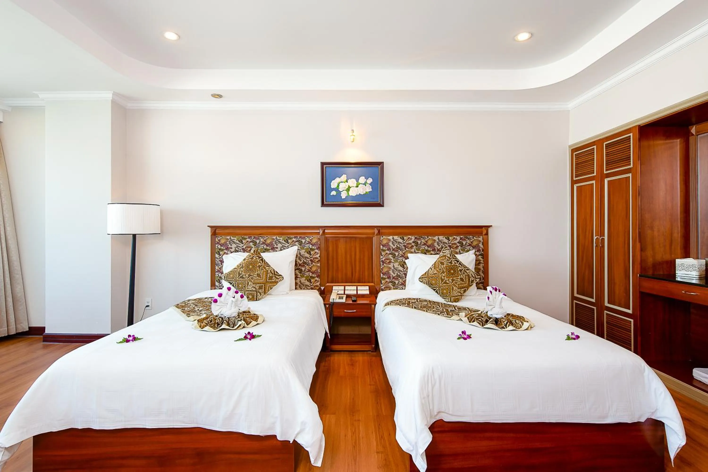 Bed in Muong Thanh Luxury Song Han Hotel