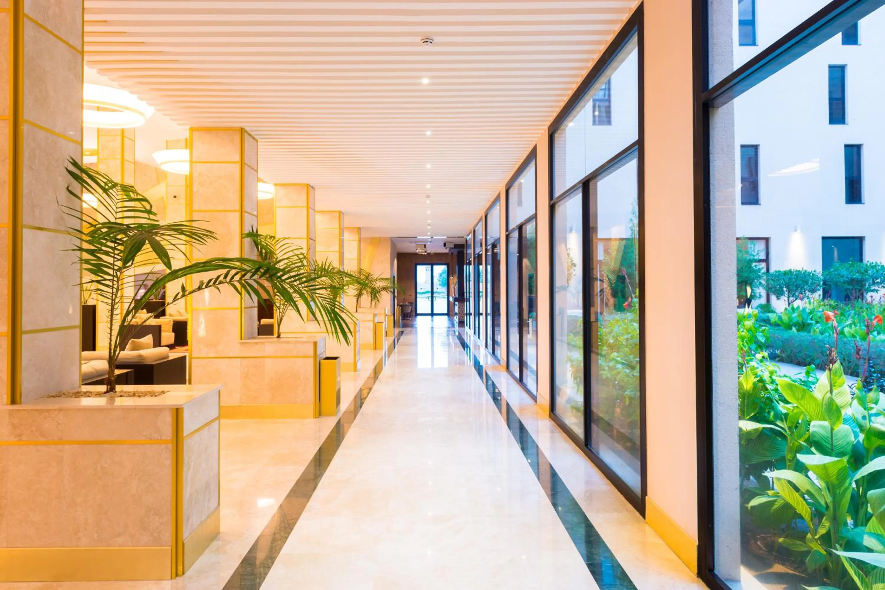 Lobby or reception in Radisson Blu Hotel N'Djamena