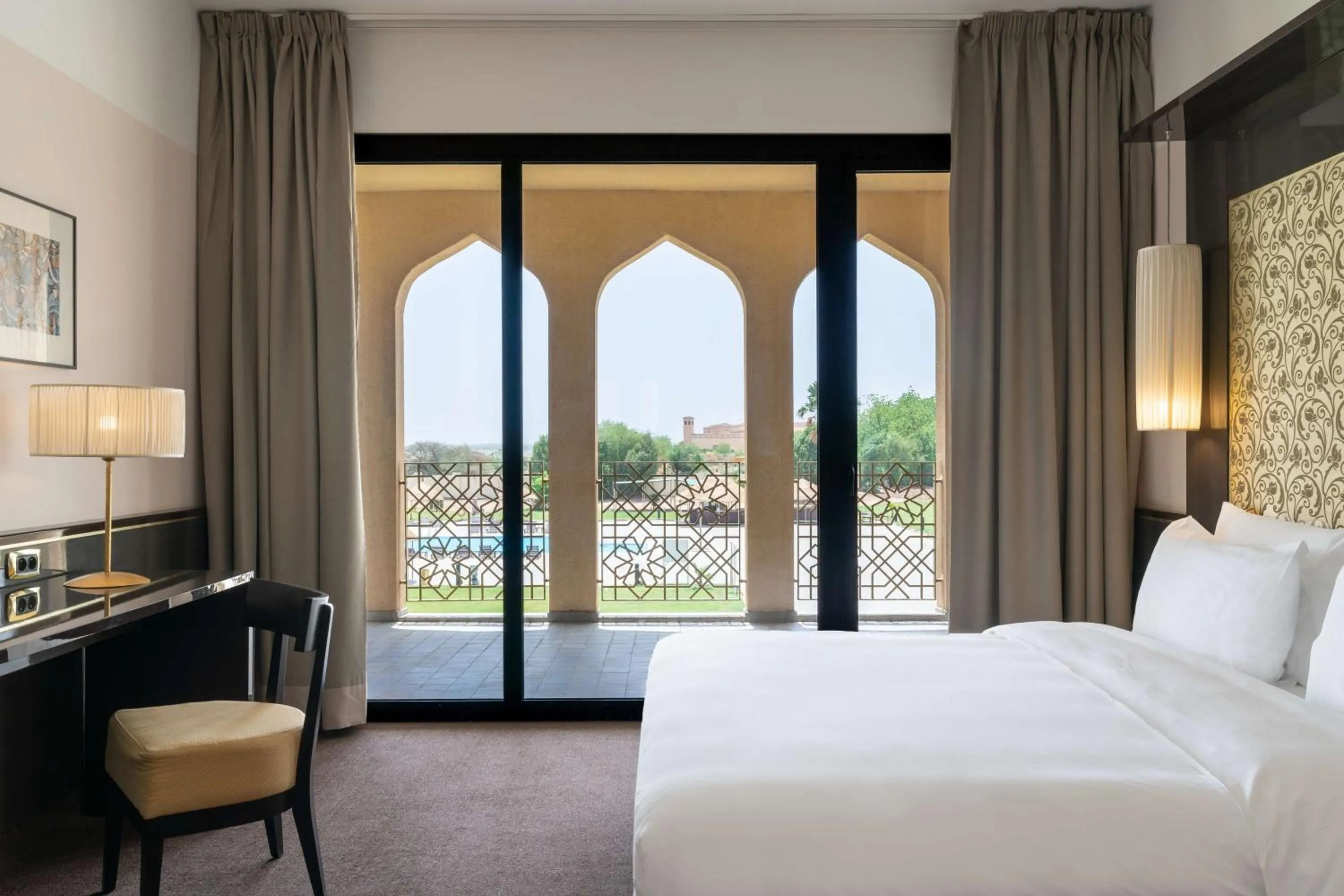 Bedroom, Bed in Radisson Blu Hotel N'Djamena