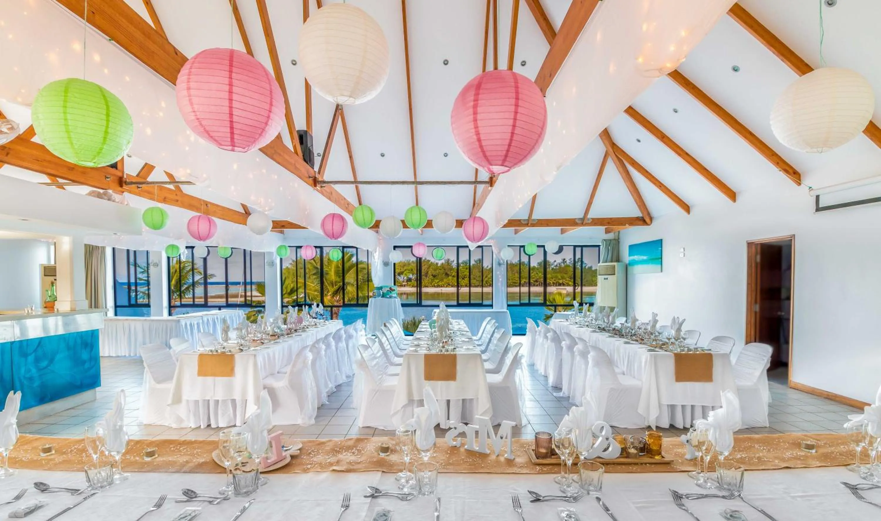 Banquet/Function facilities in Muri Beach Club Hotel