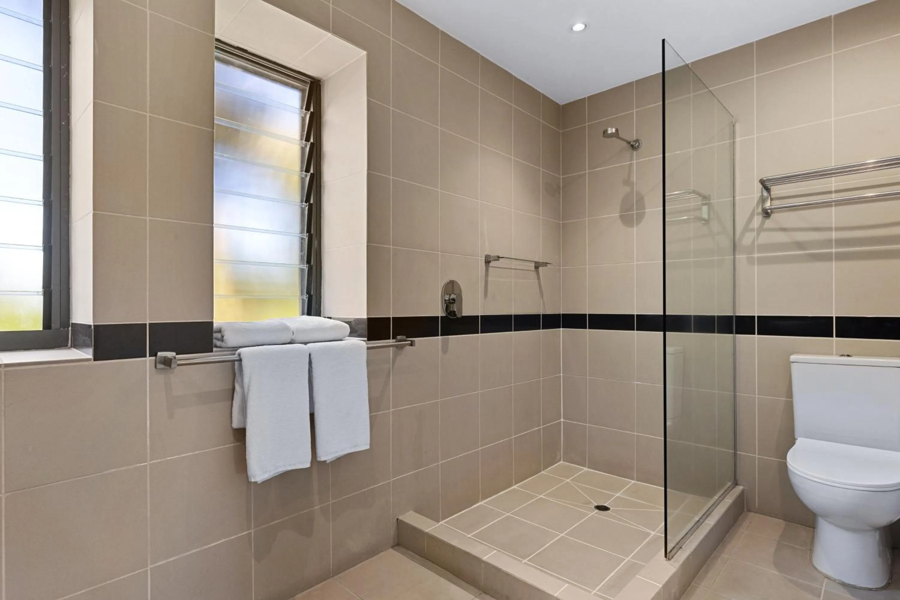 Shower in Iririki Island Resort & Spa