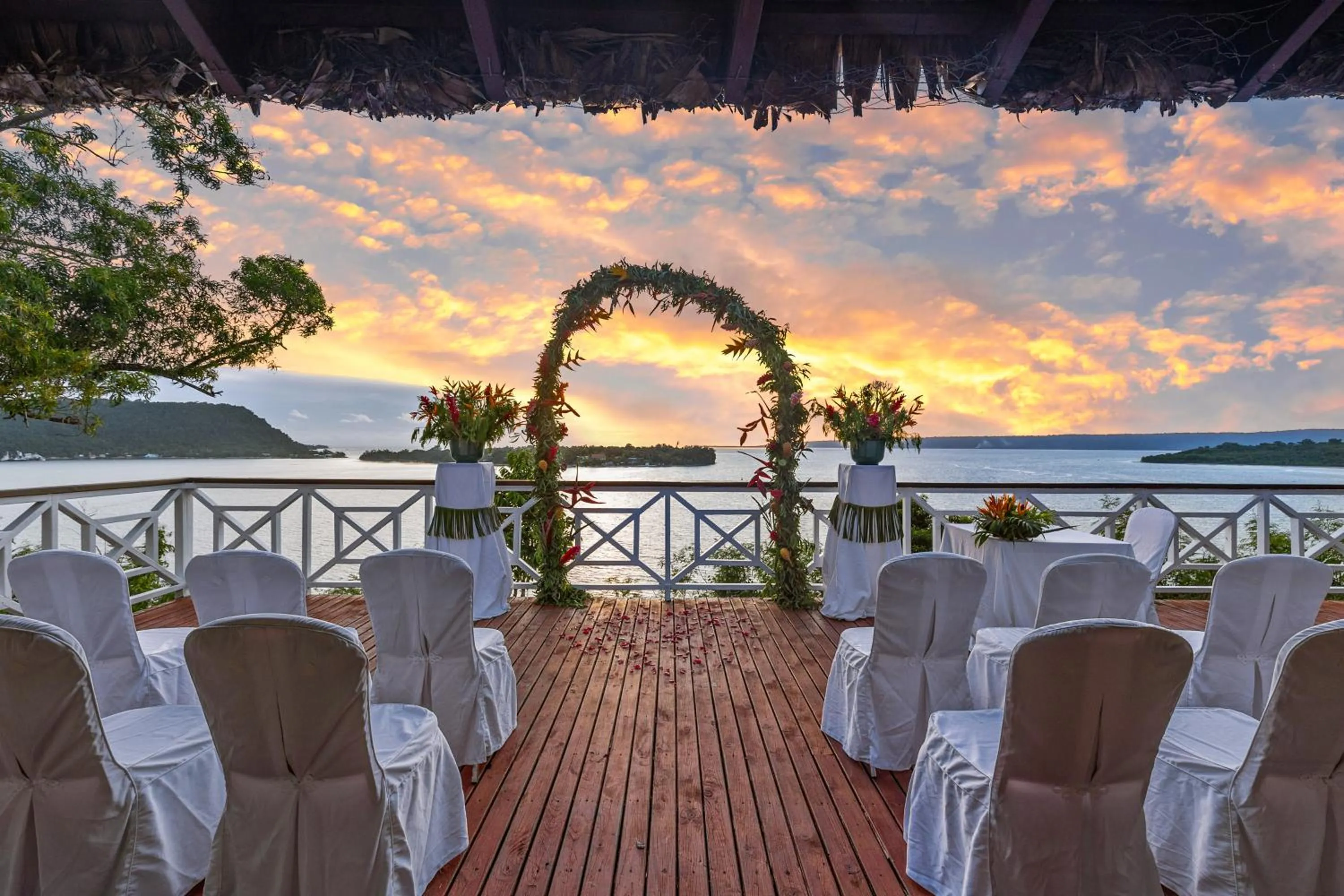 wedding in Iririki Island Resort & Spa