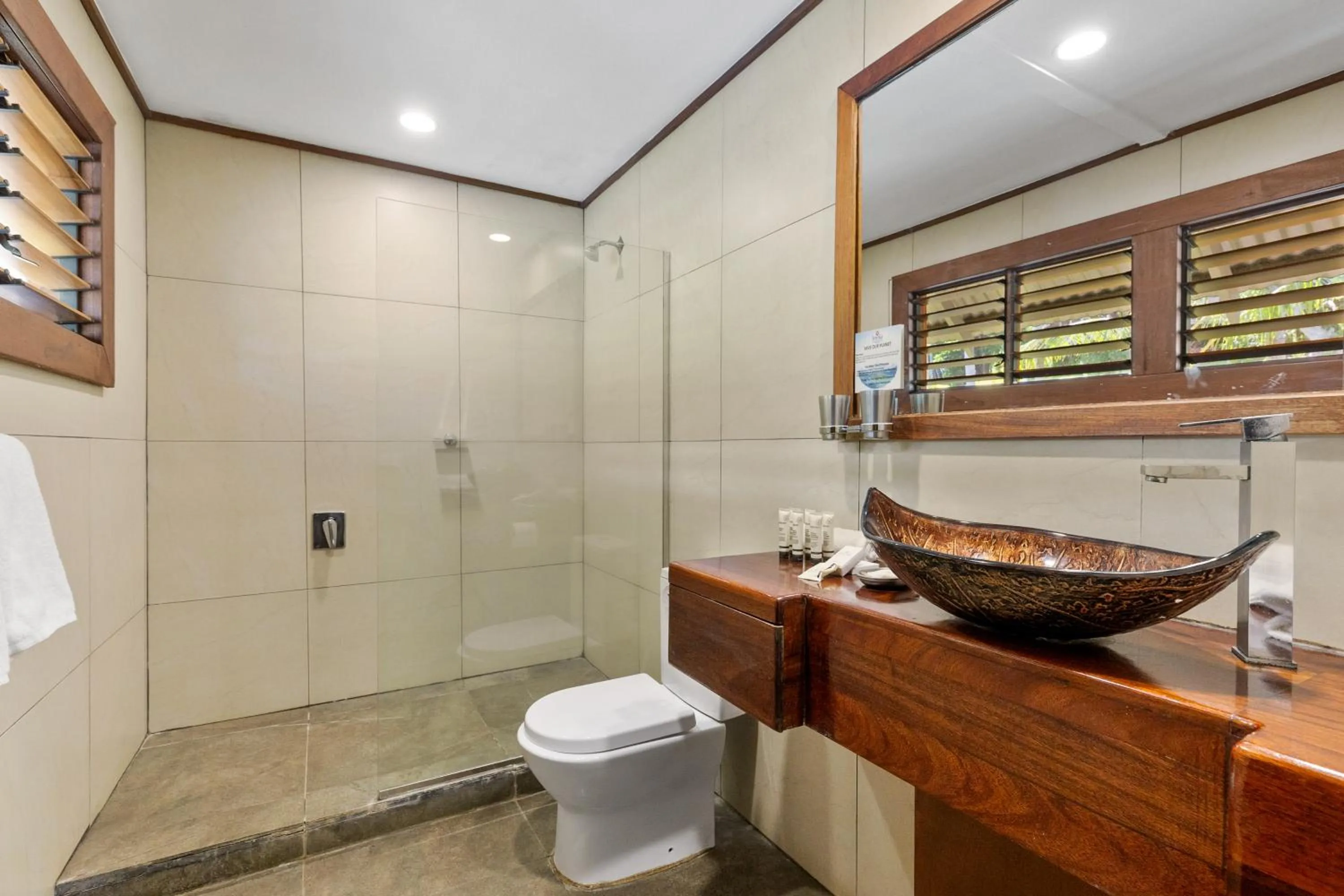 Bathroom in Iririki Island Resort & Spa