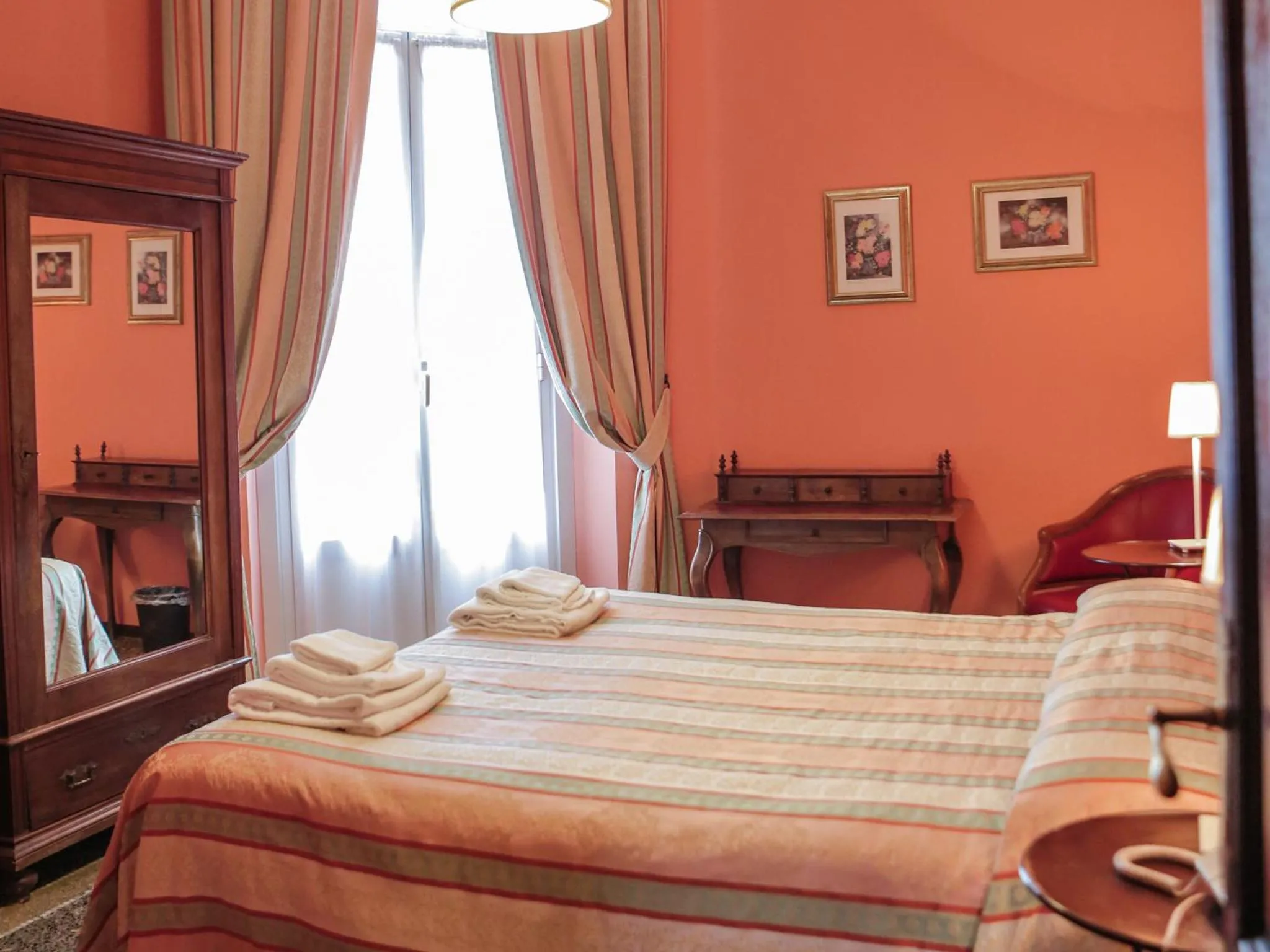 Bedroom, Bed in Hotel Delle Rose