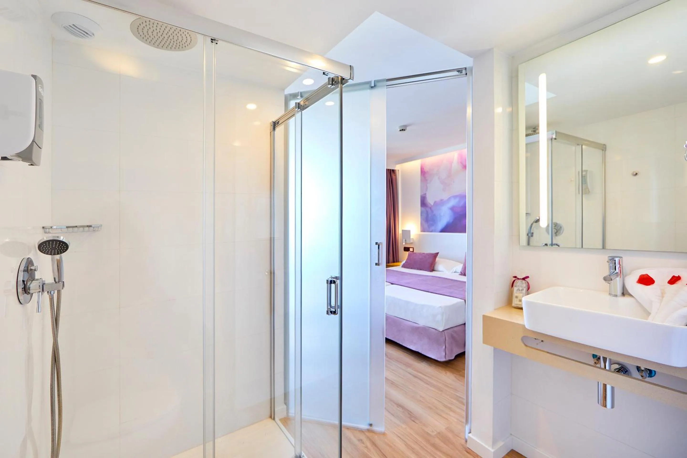 Shower, Bed in MLL Mediterranean Bay - Adults Only