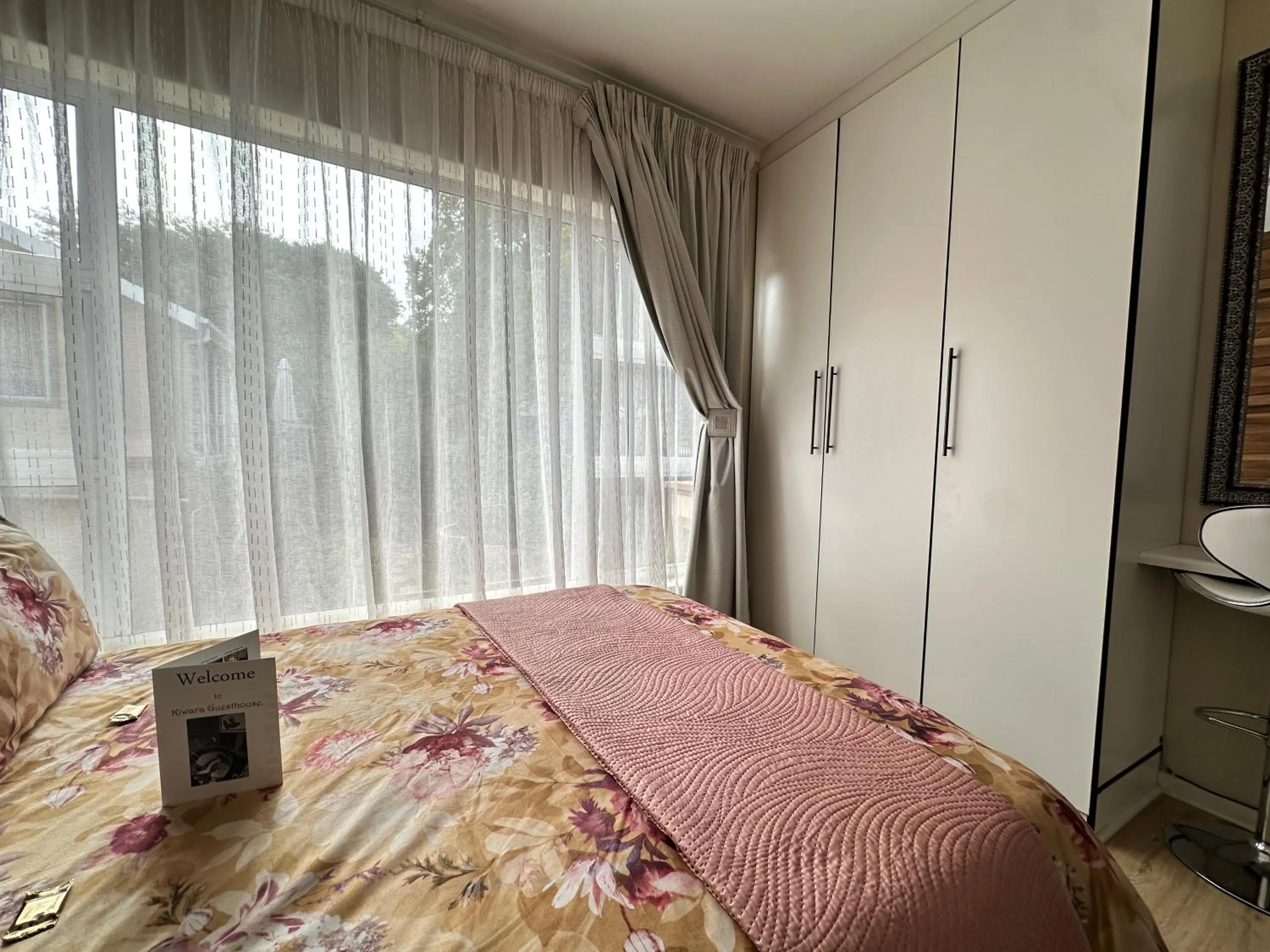 Bedroom, Bed in Kiwara Guesthouse