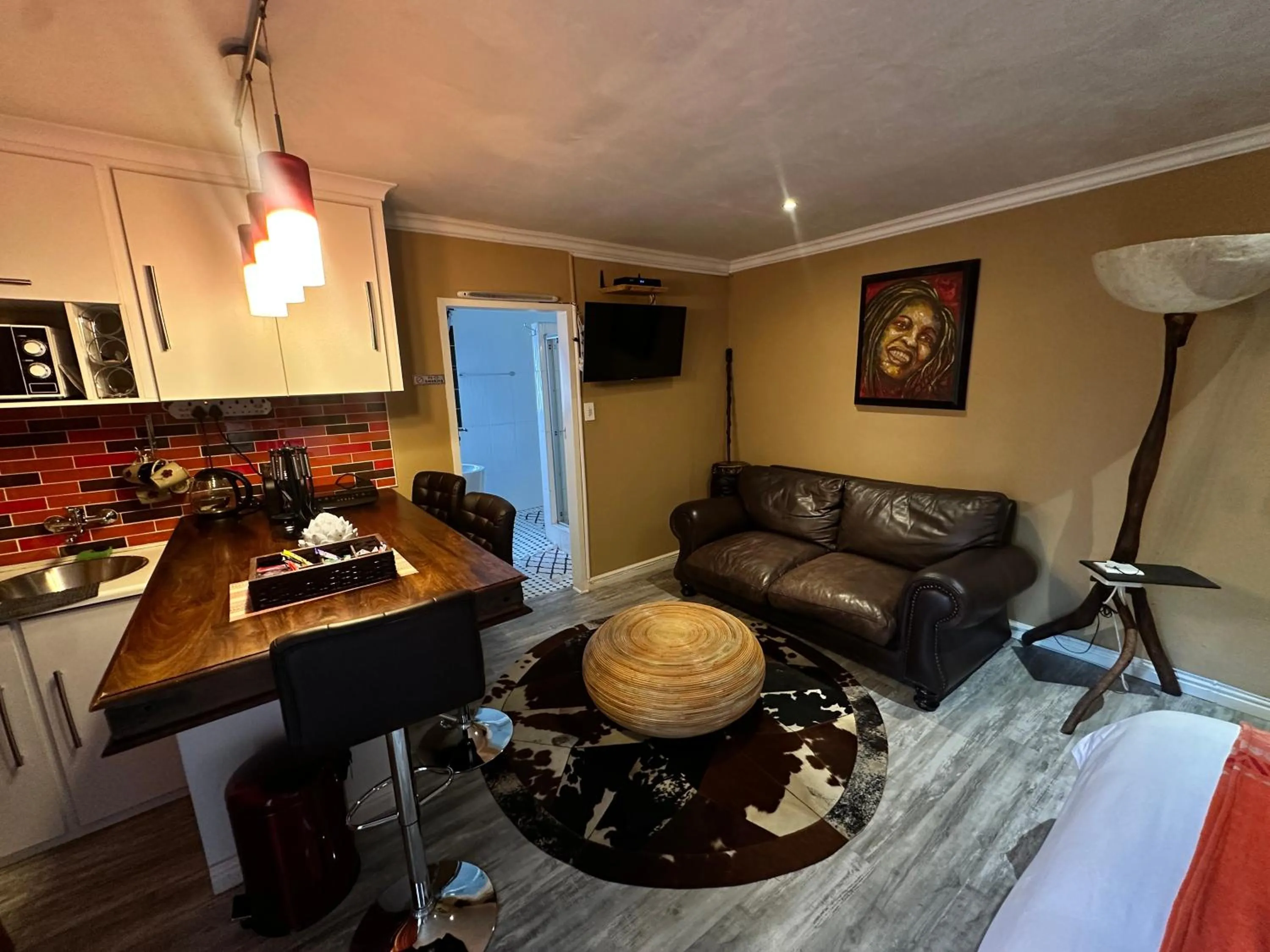 Kitchen or kitchenette in Kiwara Guesthouse