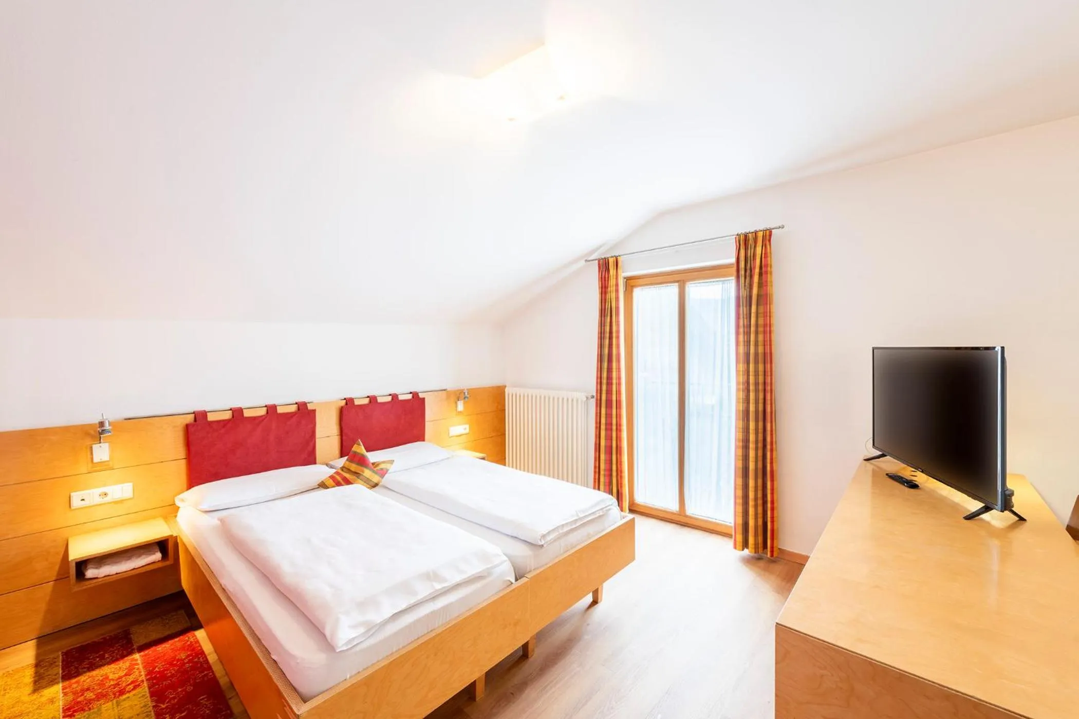 Bed in Hotel Figl ***S