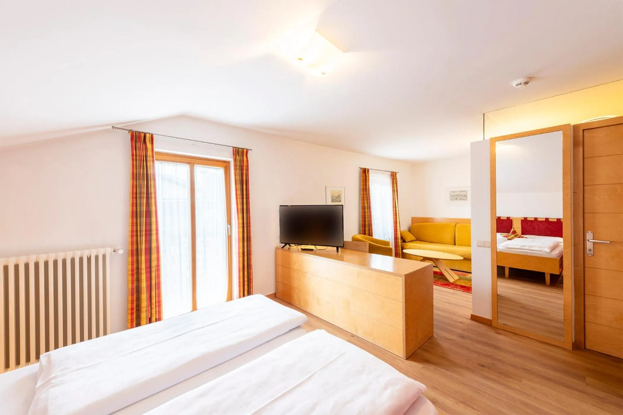 Bed in Hotel Figl ***S