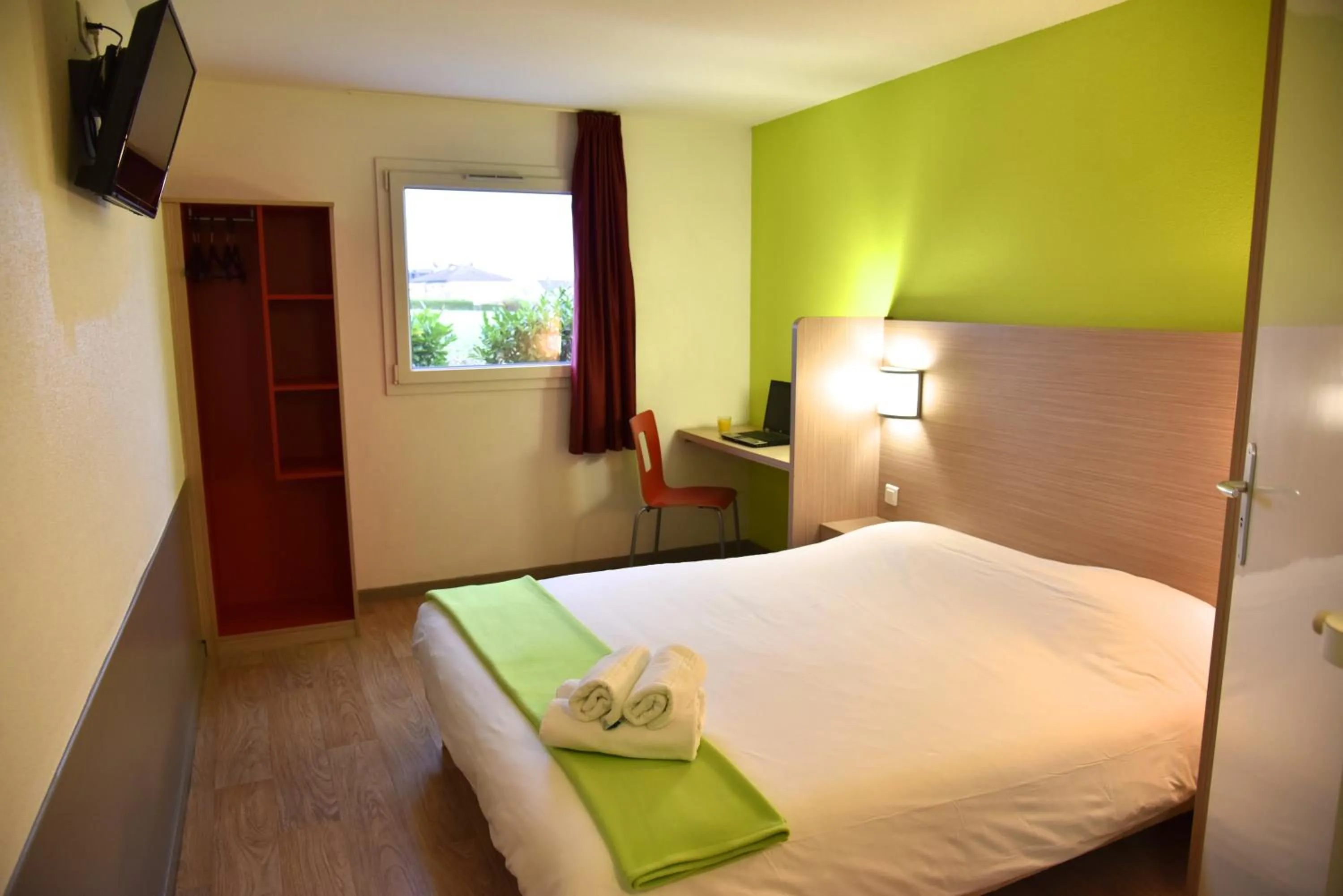 Bed in Sweet and Smart Sarreguemines - Hambach
