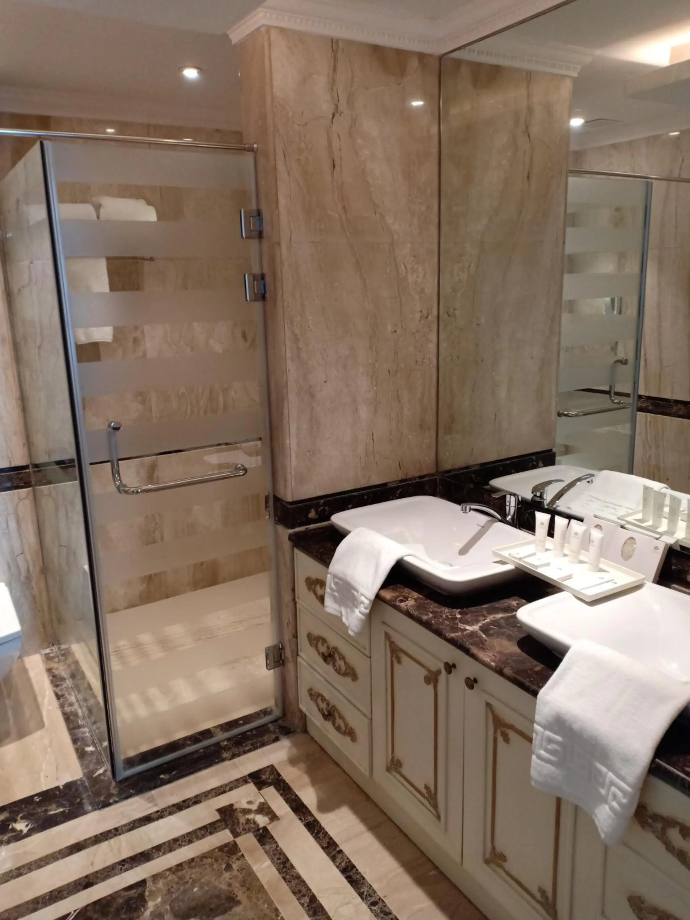 Bathroom in Gewan Hotel Cairo