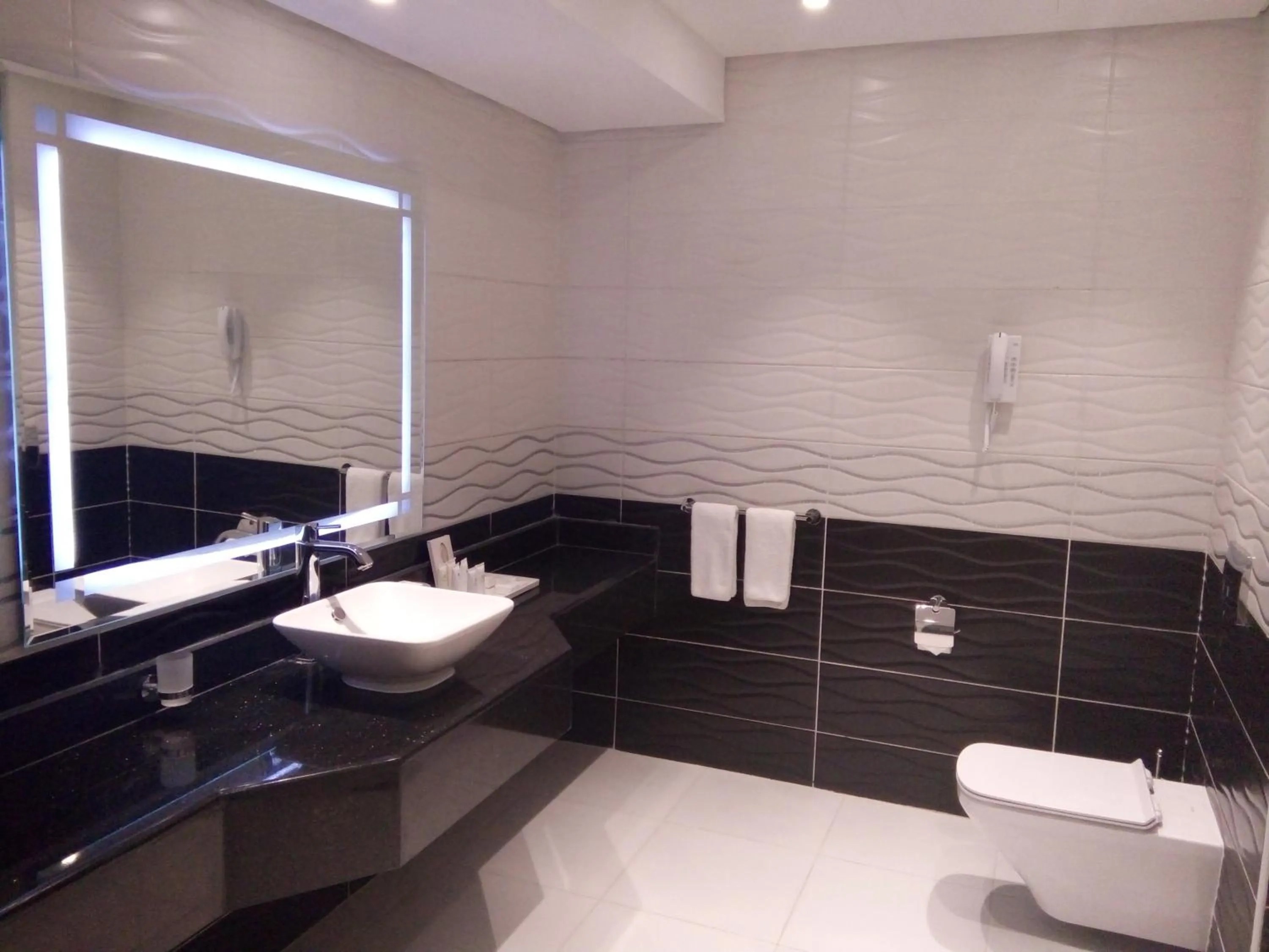 City view in Tolip Golden Plaza