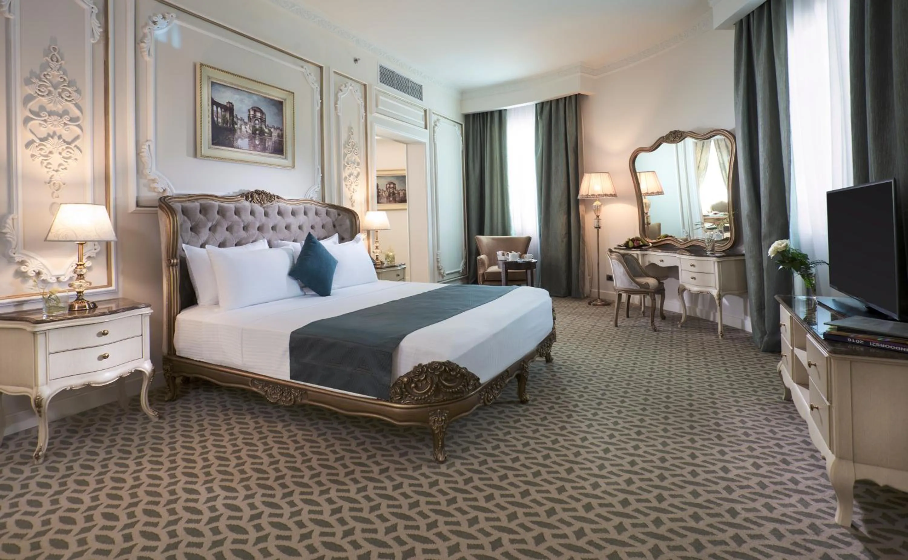 Bedroom, Bed in Tolip Golden Plaza